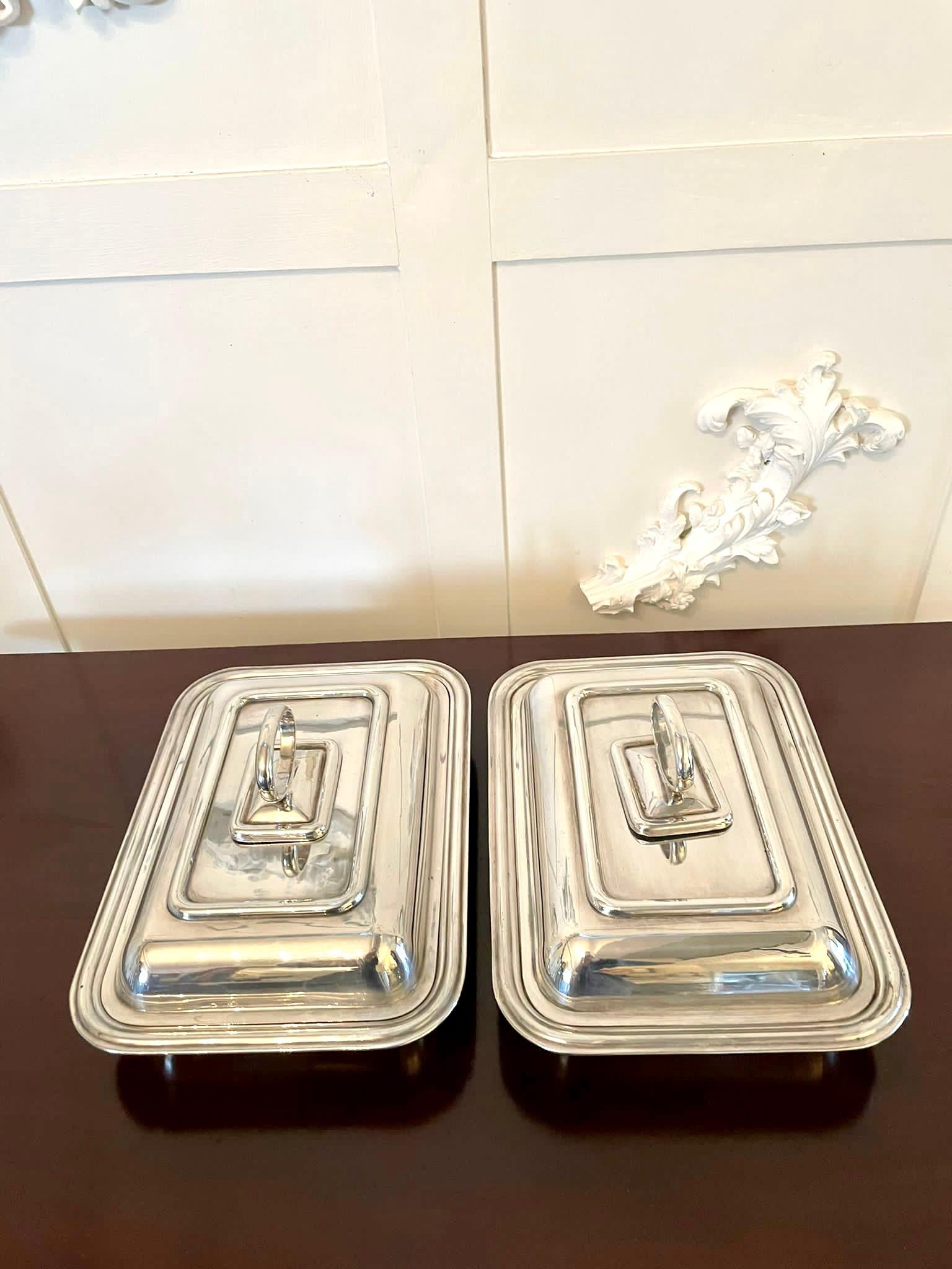 Pair of Antique Silver Plated Entrée Dishes In Good Condition In Suffolk, GB