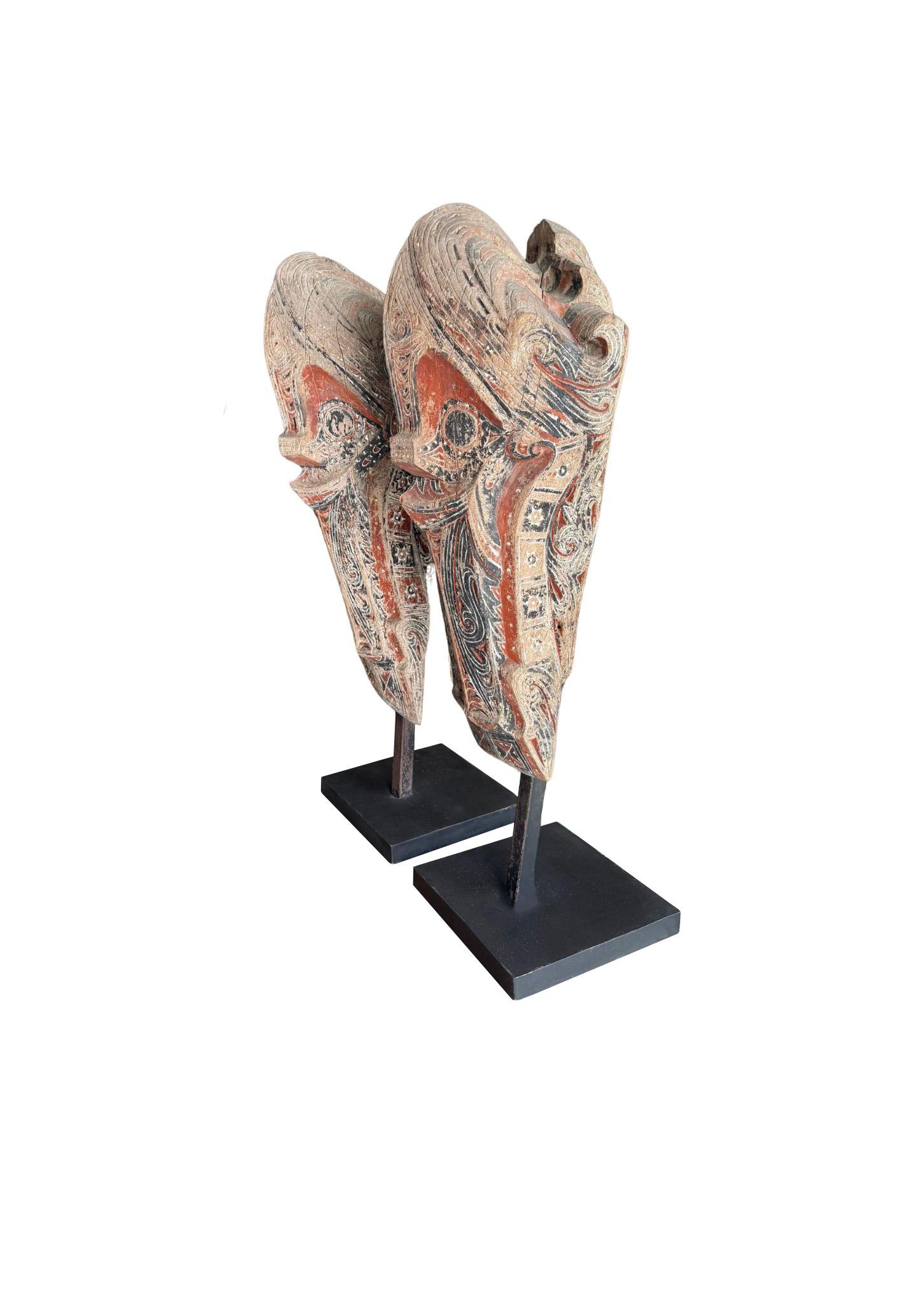 Paire de sculptures anciennes Singa, Tribu Batak Sumatra, début du 20e siècle Bon état - En vente à Jimbaran, Bali
