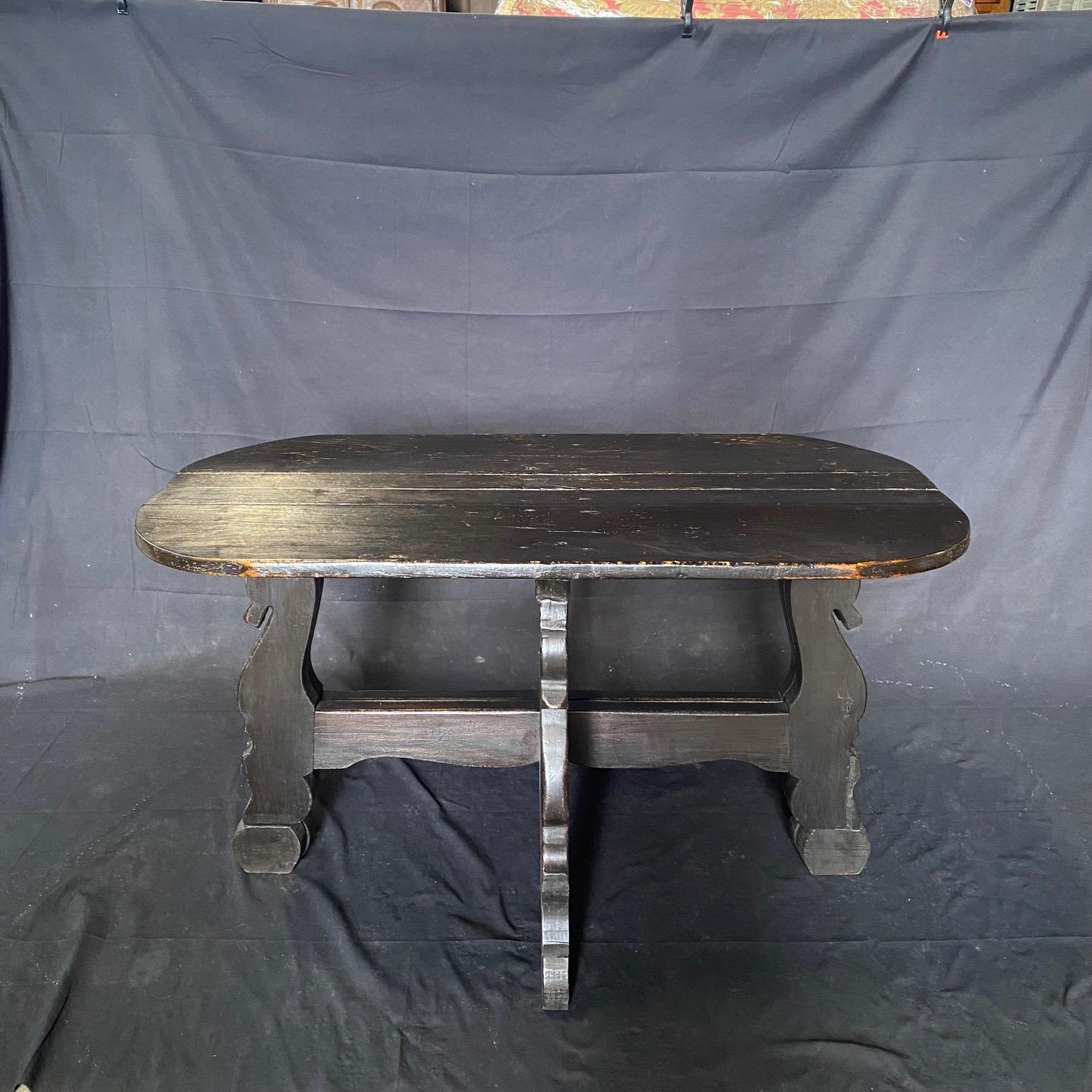  Pair of Antique Spanish Ebony Demilune Tables, Consoles or Side Tables For Sale 3
