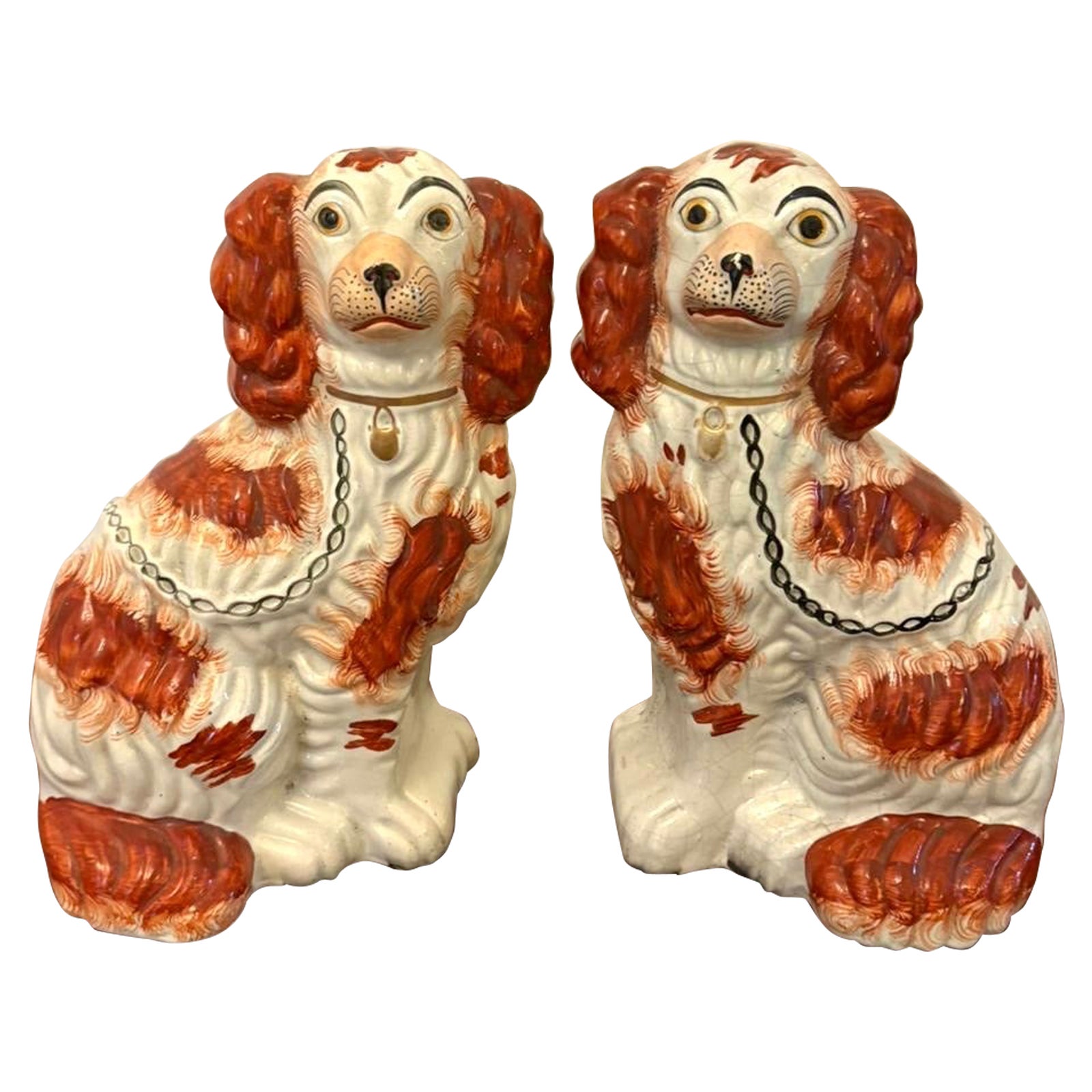 Paire de chiens anciens de l'épagneul du Staffordshire en vente