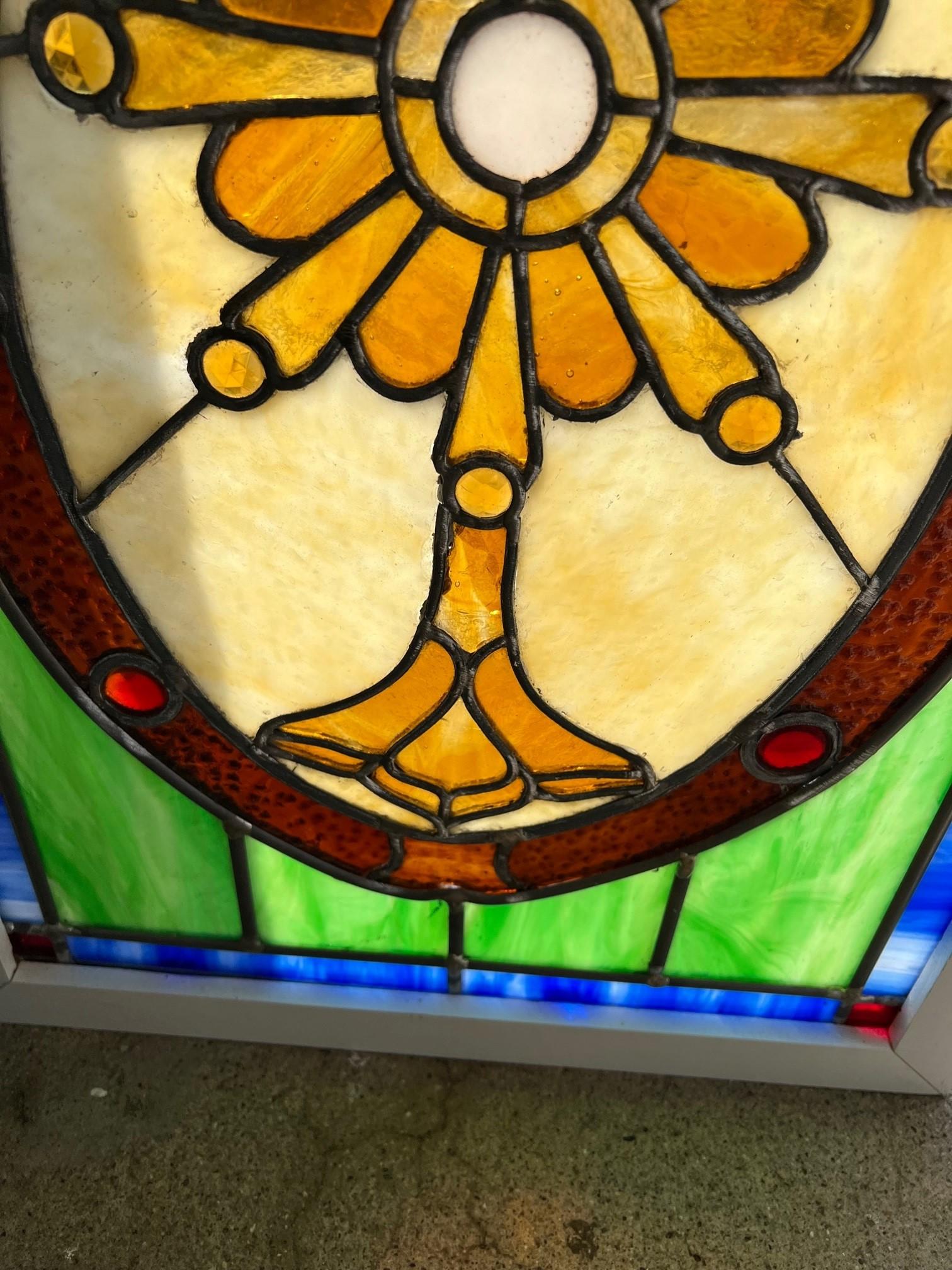 Paar antike Buntglas- Religiöse Fenster mit neuen Holzrahmen  im Angebot 3