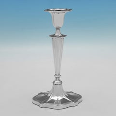 1920 Walker & Hall Sterling Silber Kerzenleuchter - Elegantes Geschenk oder Collectional