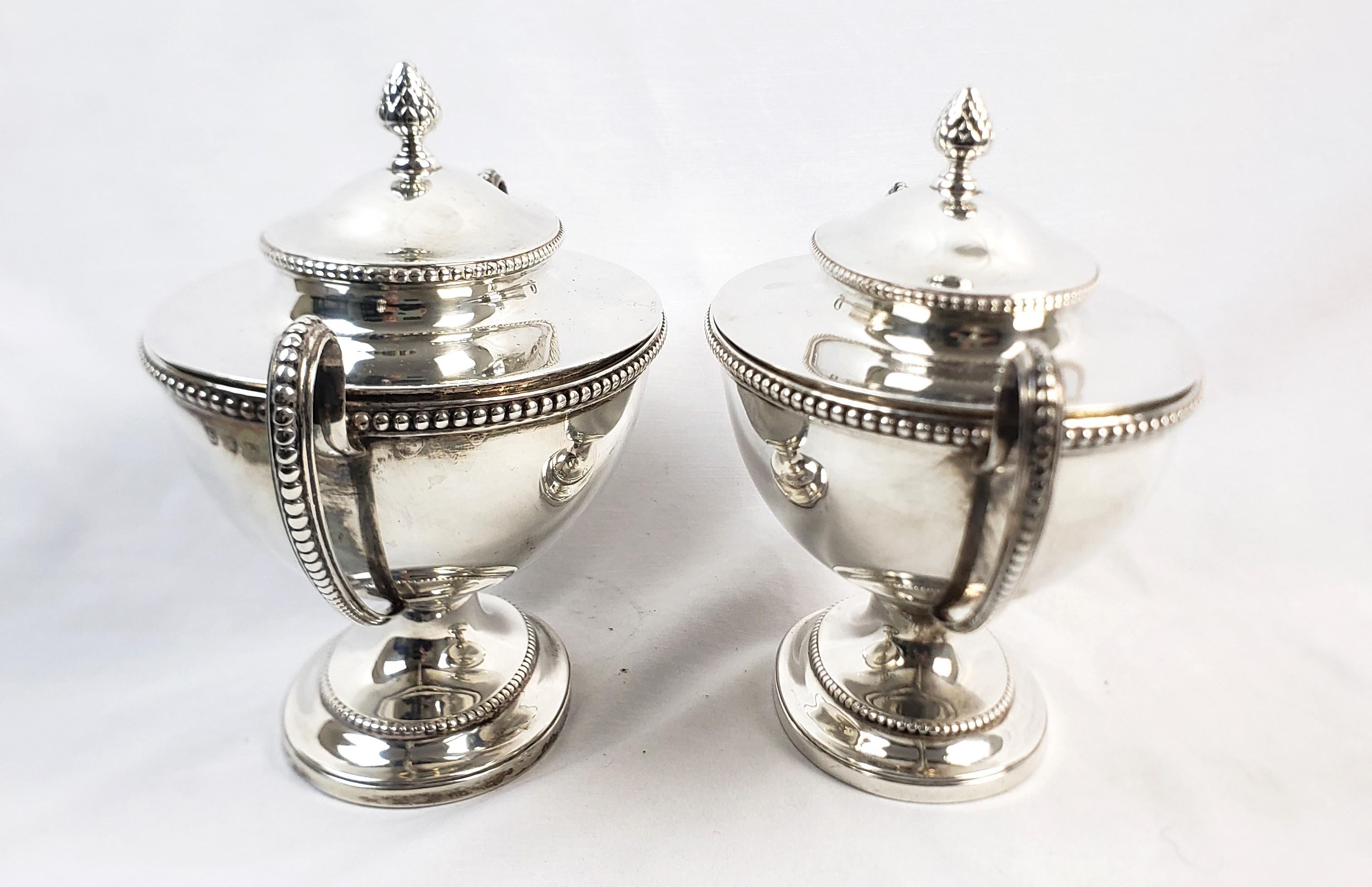 Pair of Antique Sterling Silver Georgian Covered Sauce Tureens For Sale 3