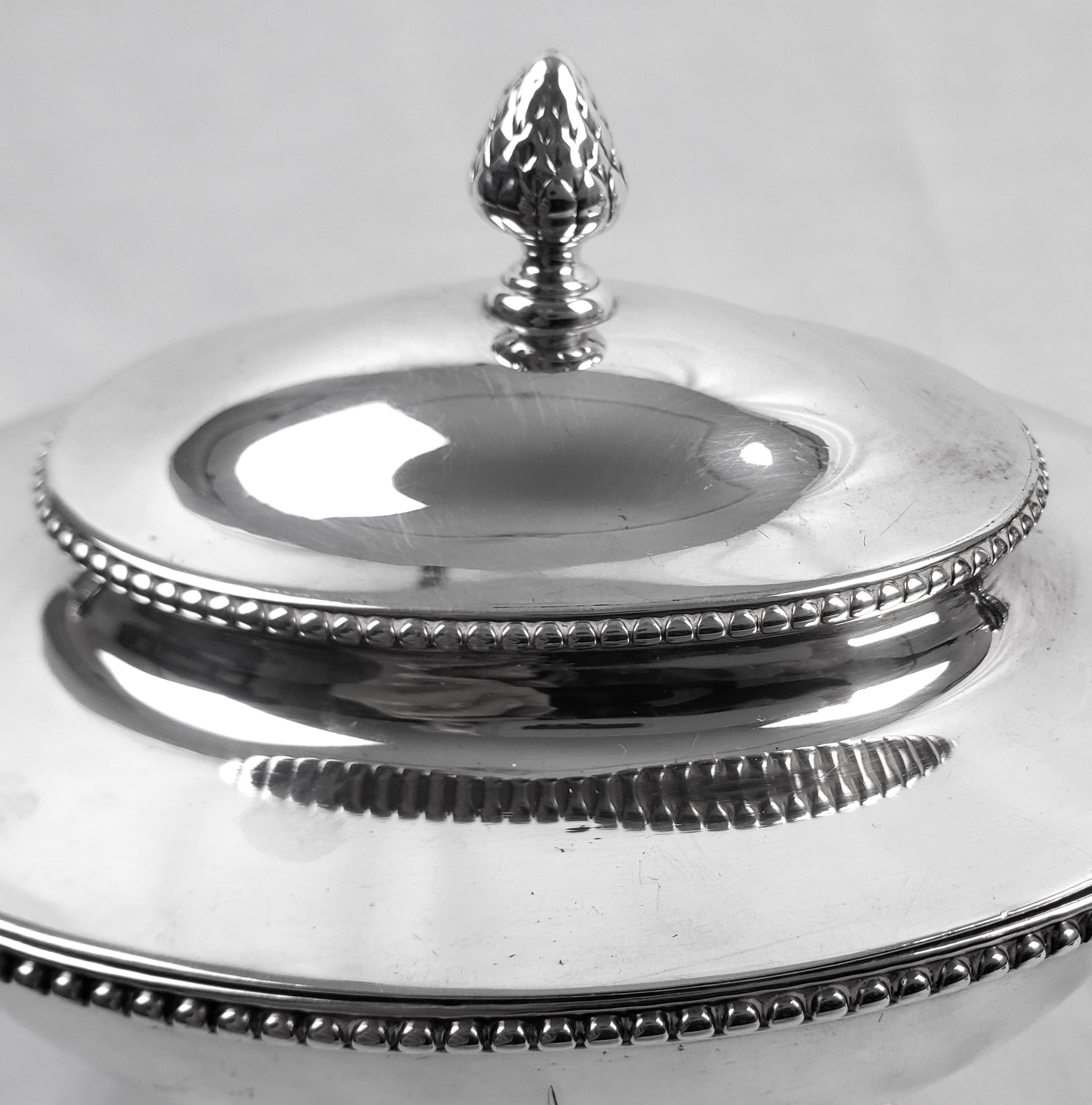 Pair of Antique Sterling Silver Georgian Covered Sauce Tureens For Sale 9