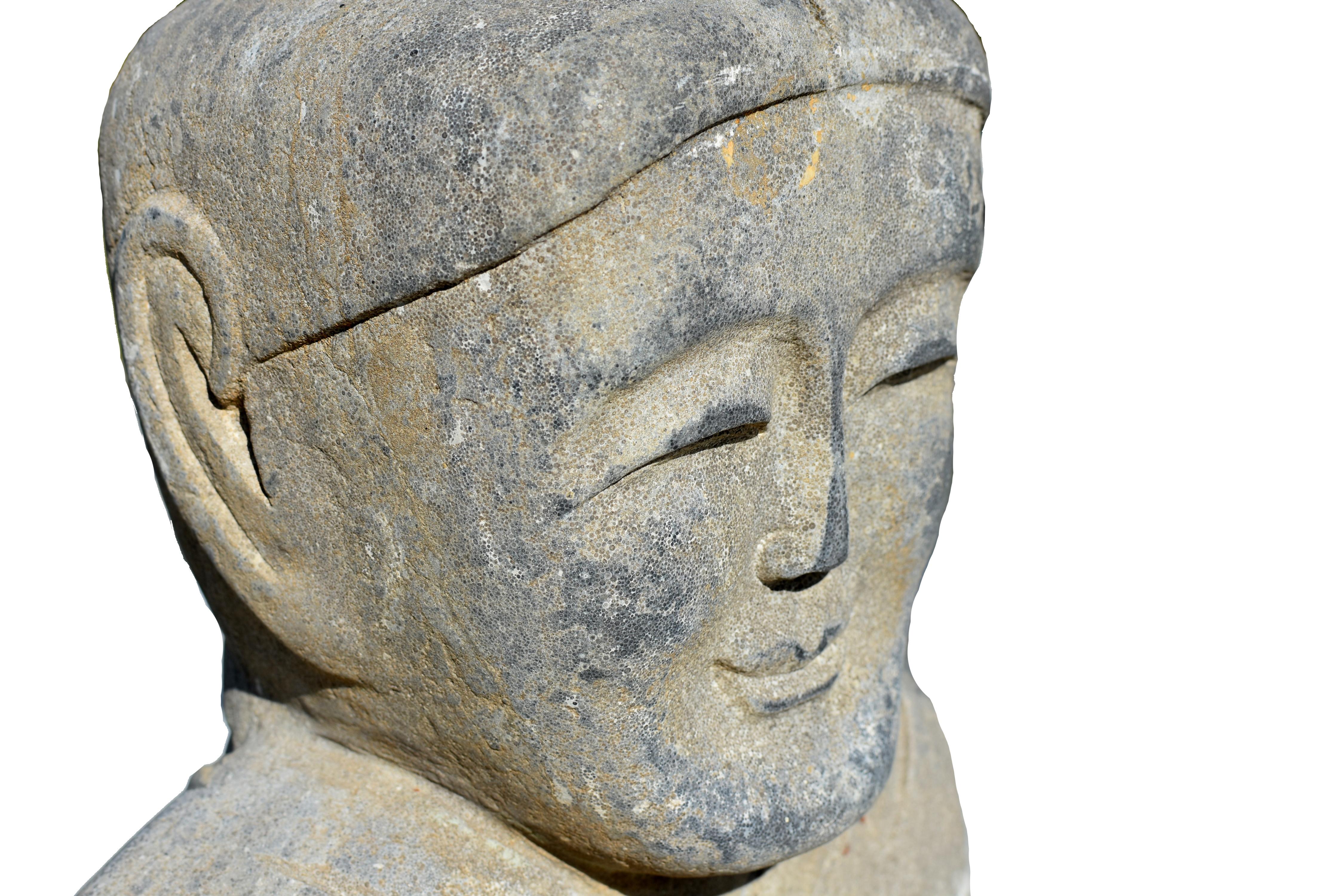 Pierre Paire de statues en pierre anciennes de style Han en vente