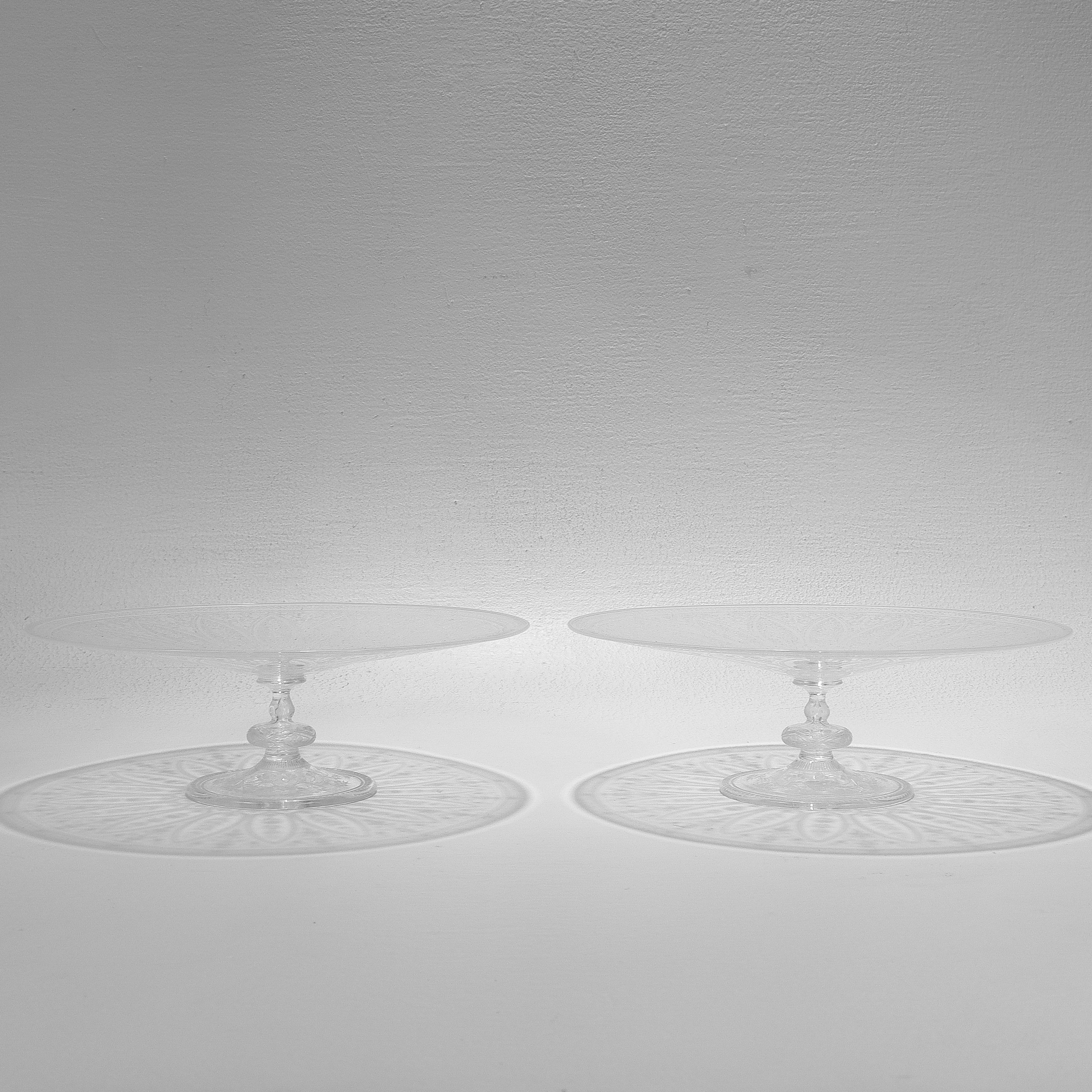 Pair of Antique Stourbridge Etched & Engraved Glass Tazzas For Sale 4