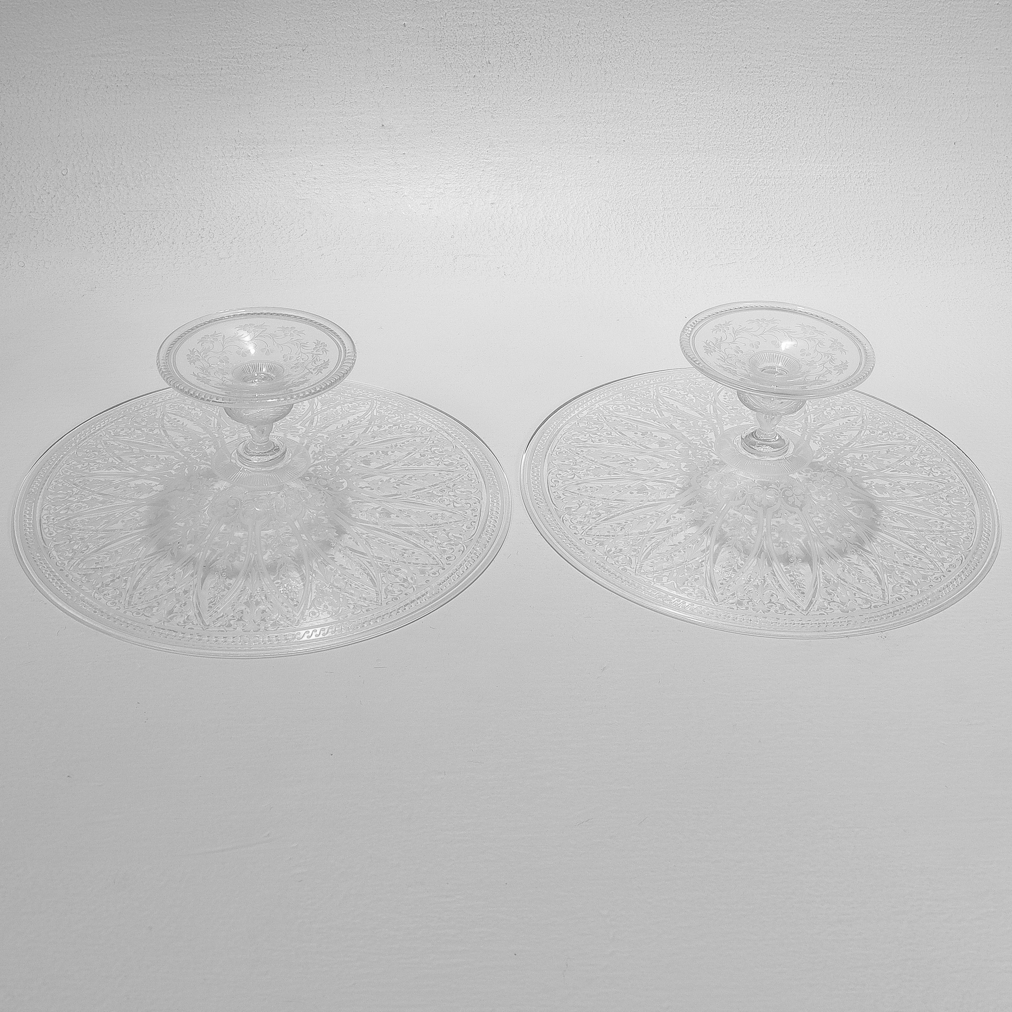 Pair of Antique Stourbridge Etched & Engraved Glass Tazzas For Sale 10