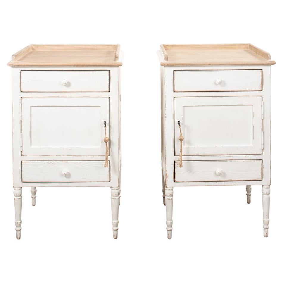 Pair of Antique Style Painted Nightstands For Sale