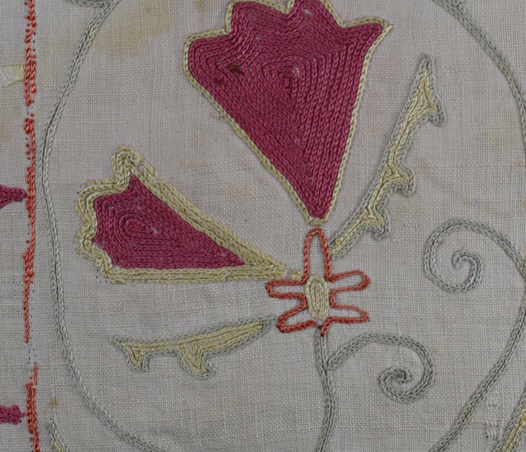 Vintage Suzani Cushion 50x50cm 003