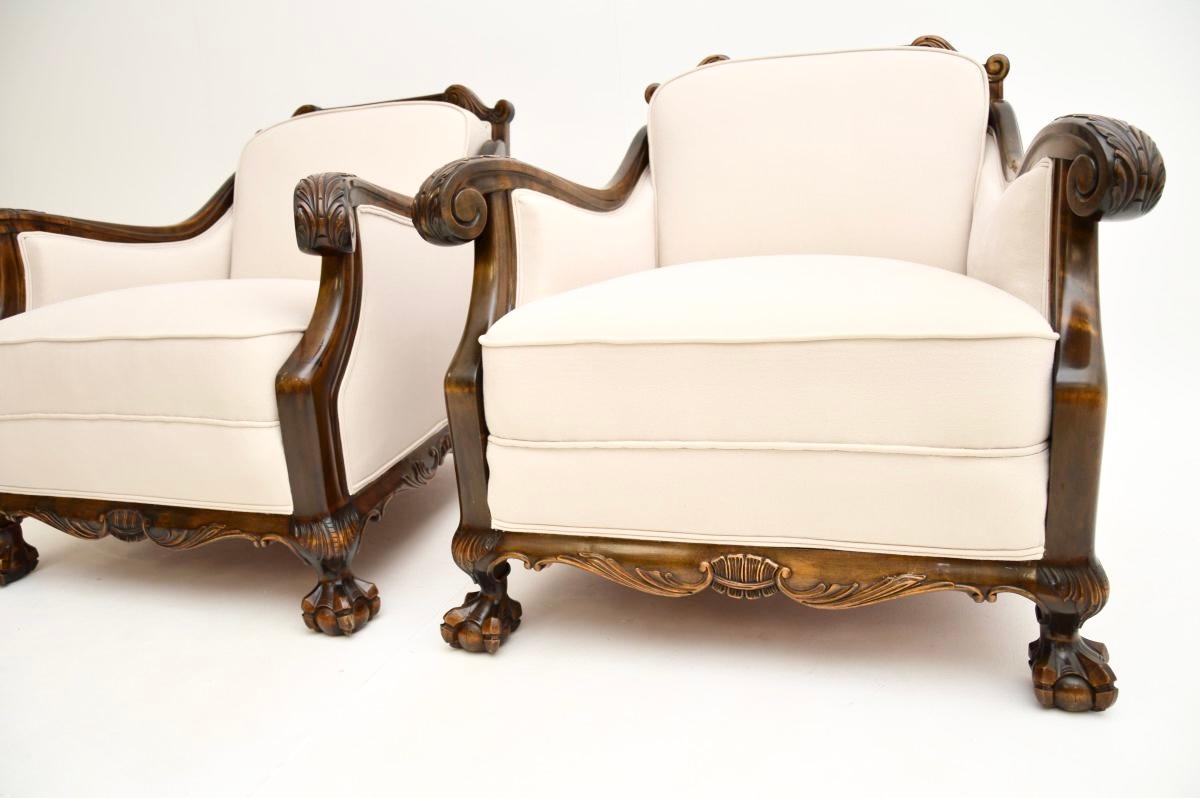Paire de fauteuils suédois anciens en bouleau satiné en vente 5