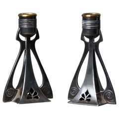 Pareja de candelabros suecos antiguos de estilo Arts and Crafts