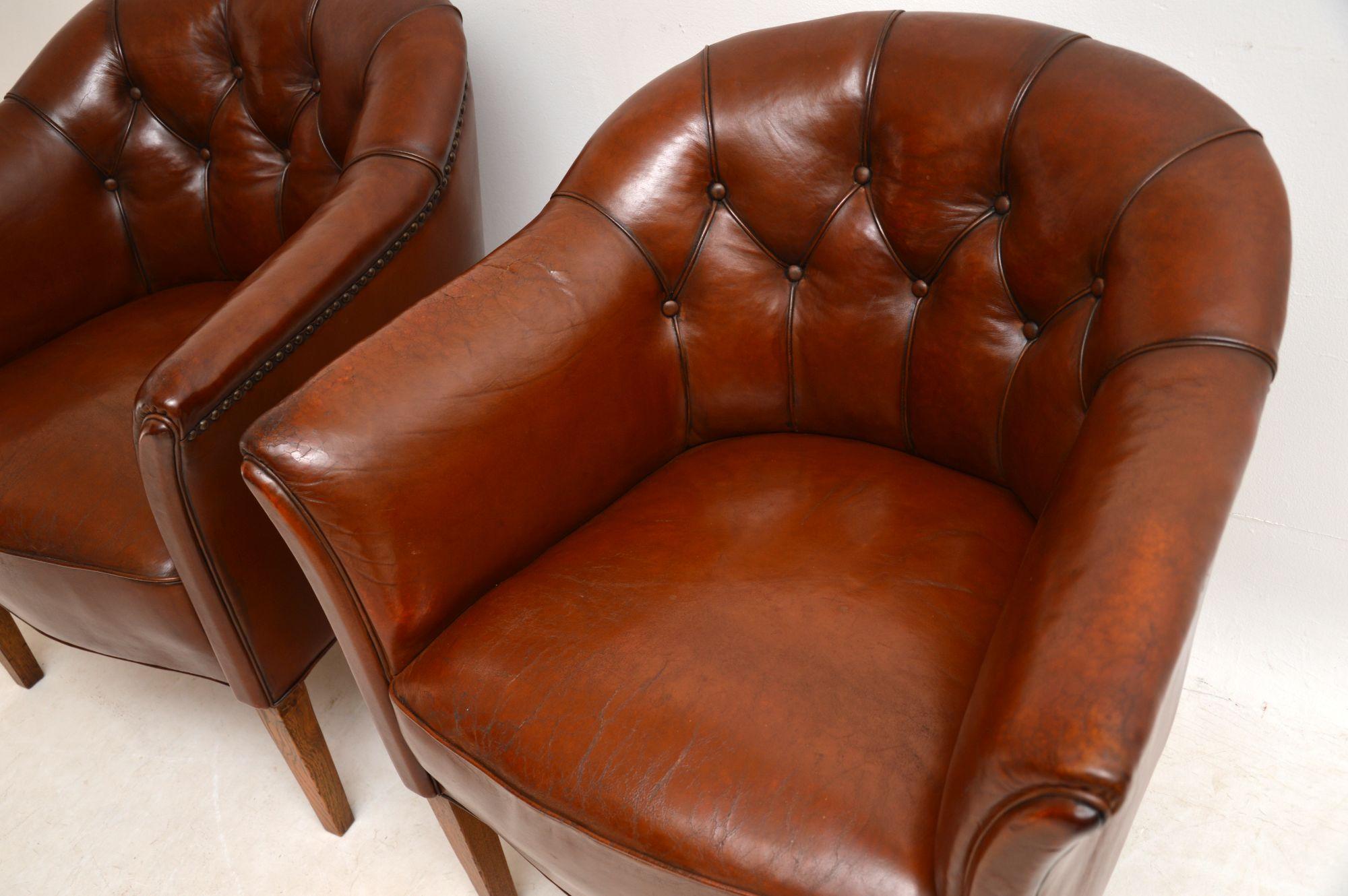 Pair of Antique Swedish Deep Buttoned Leather Armchairs In Good Condition In London, GB