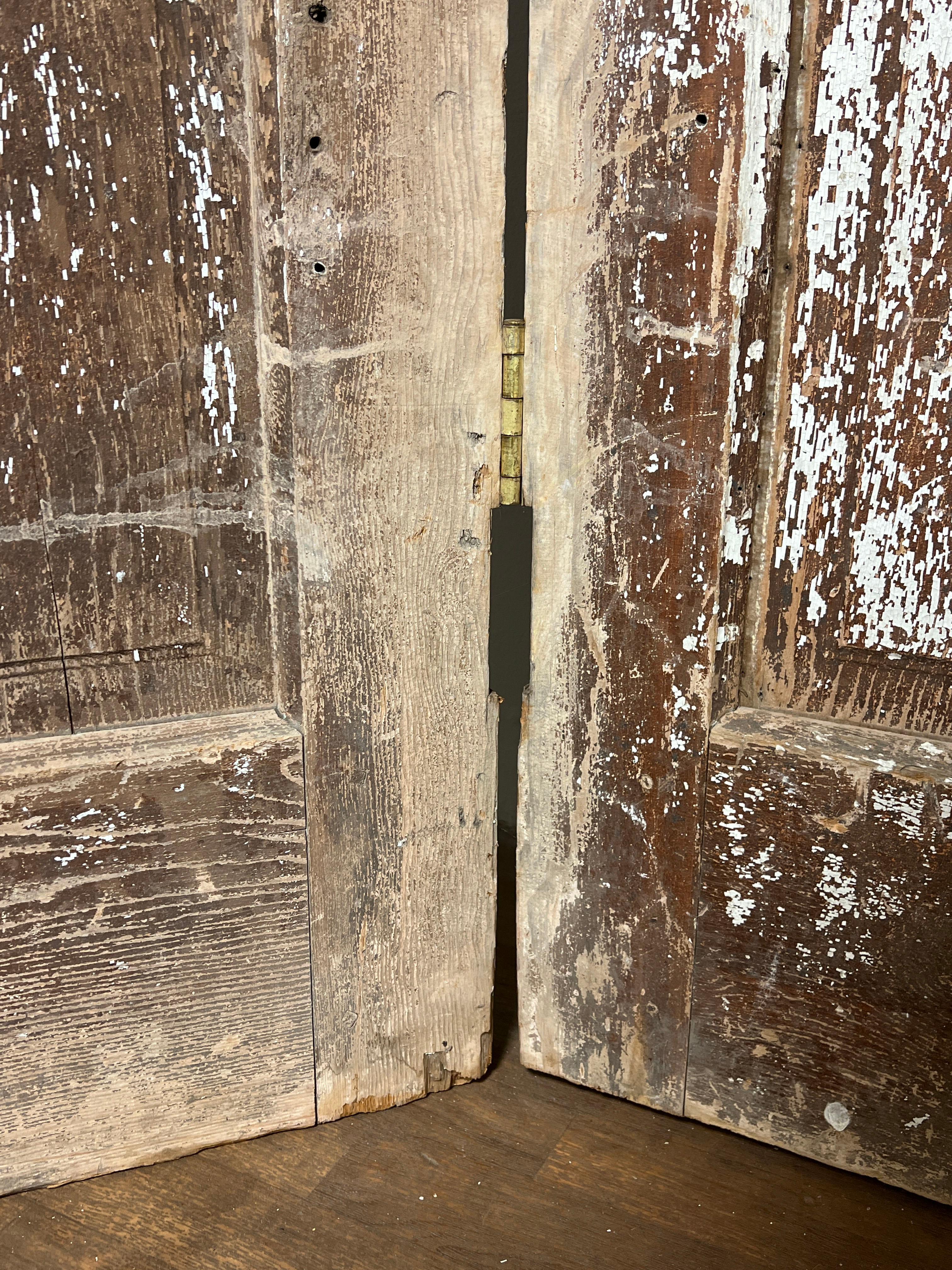 Paire de portes suédoises anciennes datant du 18ème siècle en vente 3
