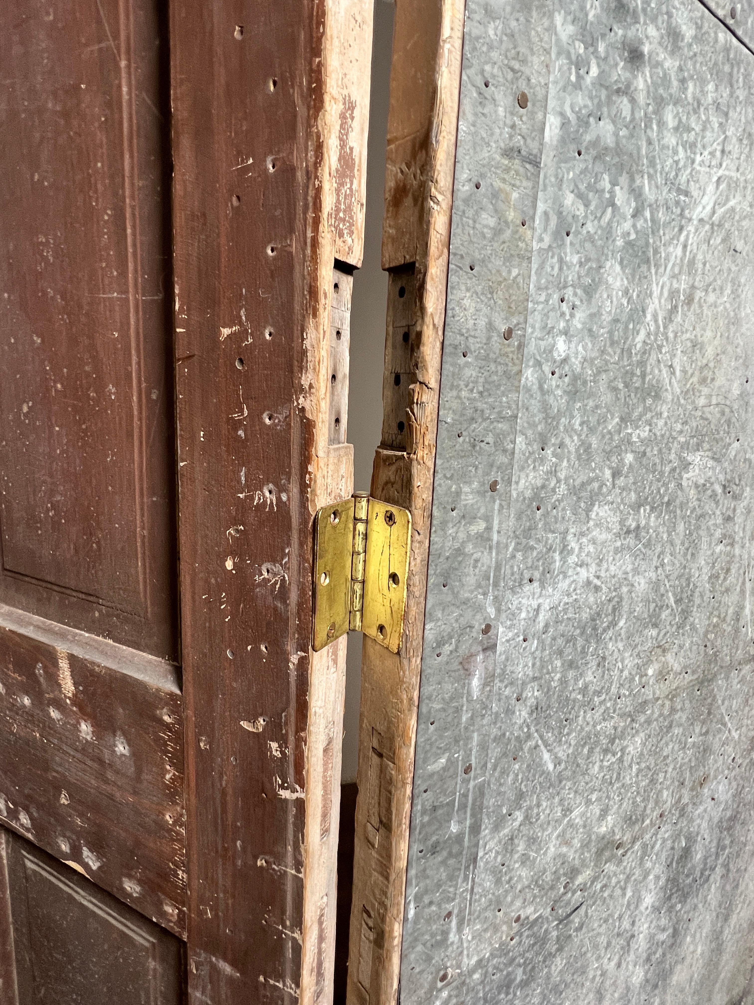 Paire de portes suédoises anciennes datant du 18ème siècle en vente 12