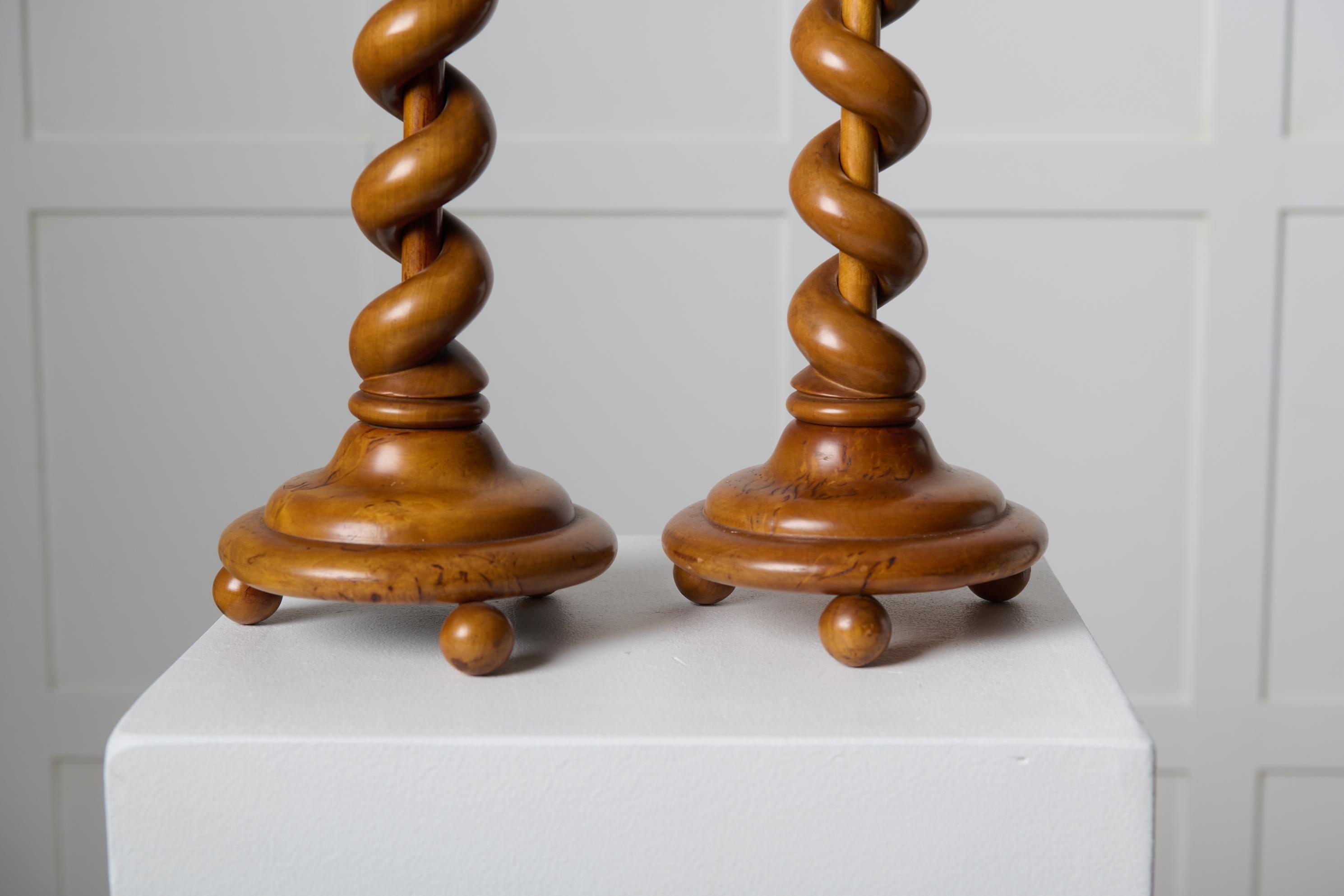 Pair of Antique Swedish Empire Candlesticks Made by Hand in Solid Birch In Good Condition For Sale In Kramfors, SE