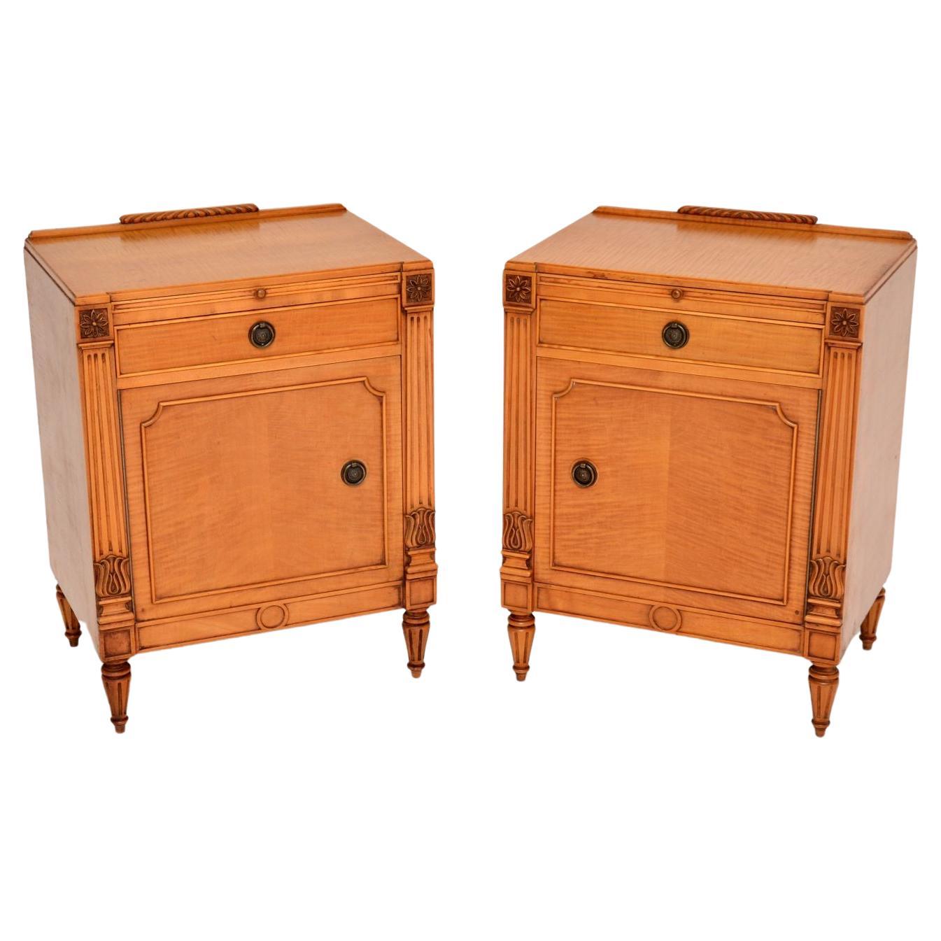 Pair of Deco Burl Wood Bedside with Bakelite Handles at 1stDibs