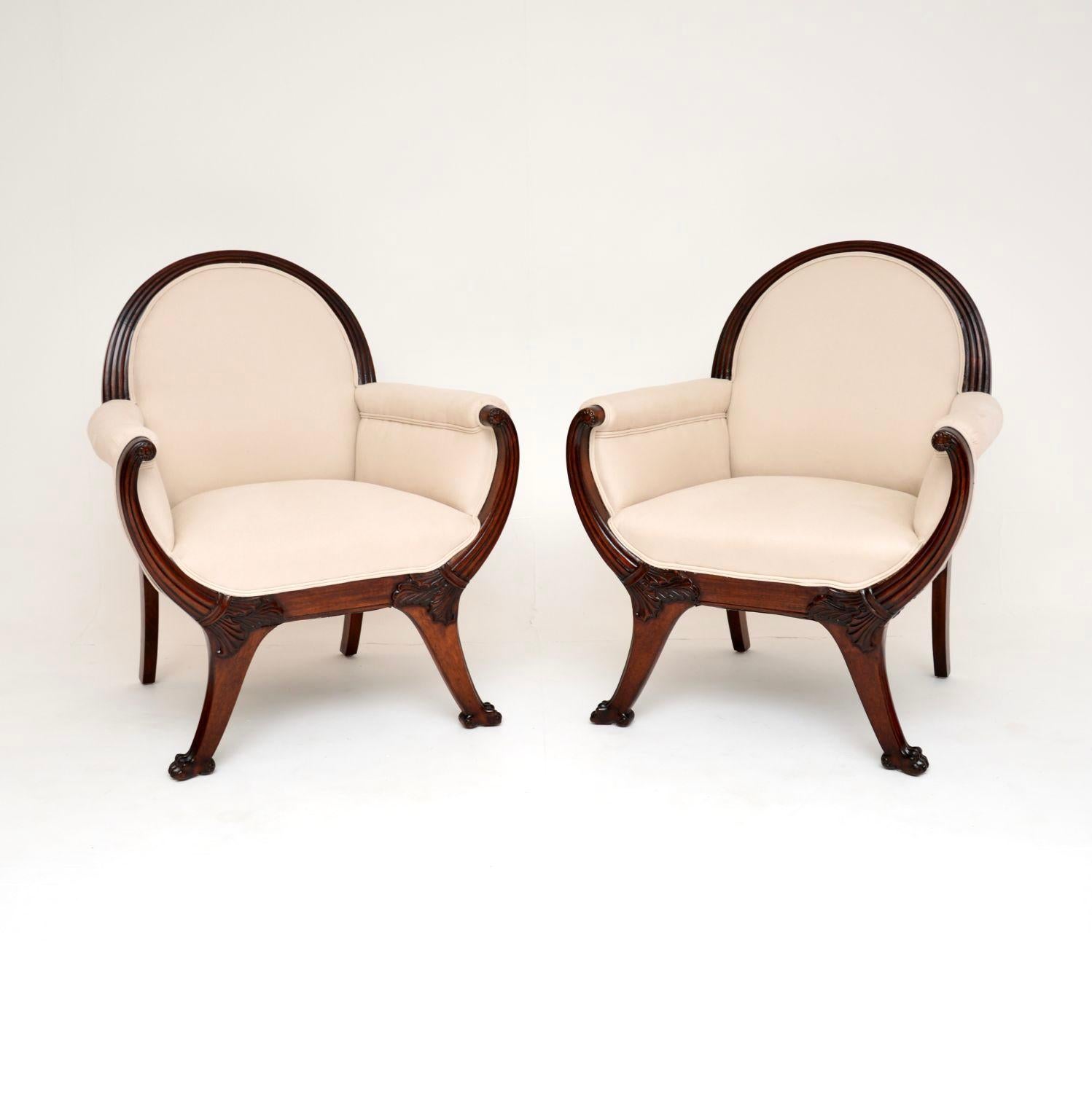 An exceptional pair of antique Swedish armchairs. They were recently imported from Sweden, they date from around the 1900-1910 period.

The quality is outstanding, they have absolutely beautifully gondola shaped frames with wonderful carving. The