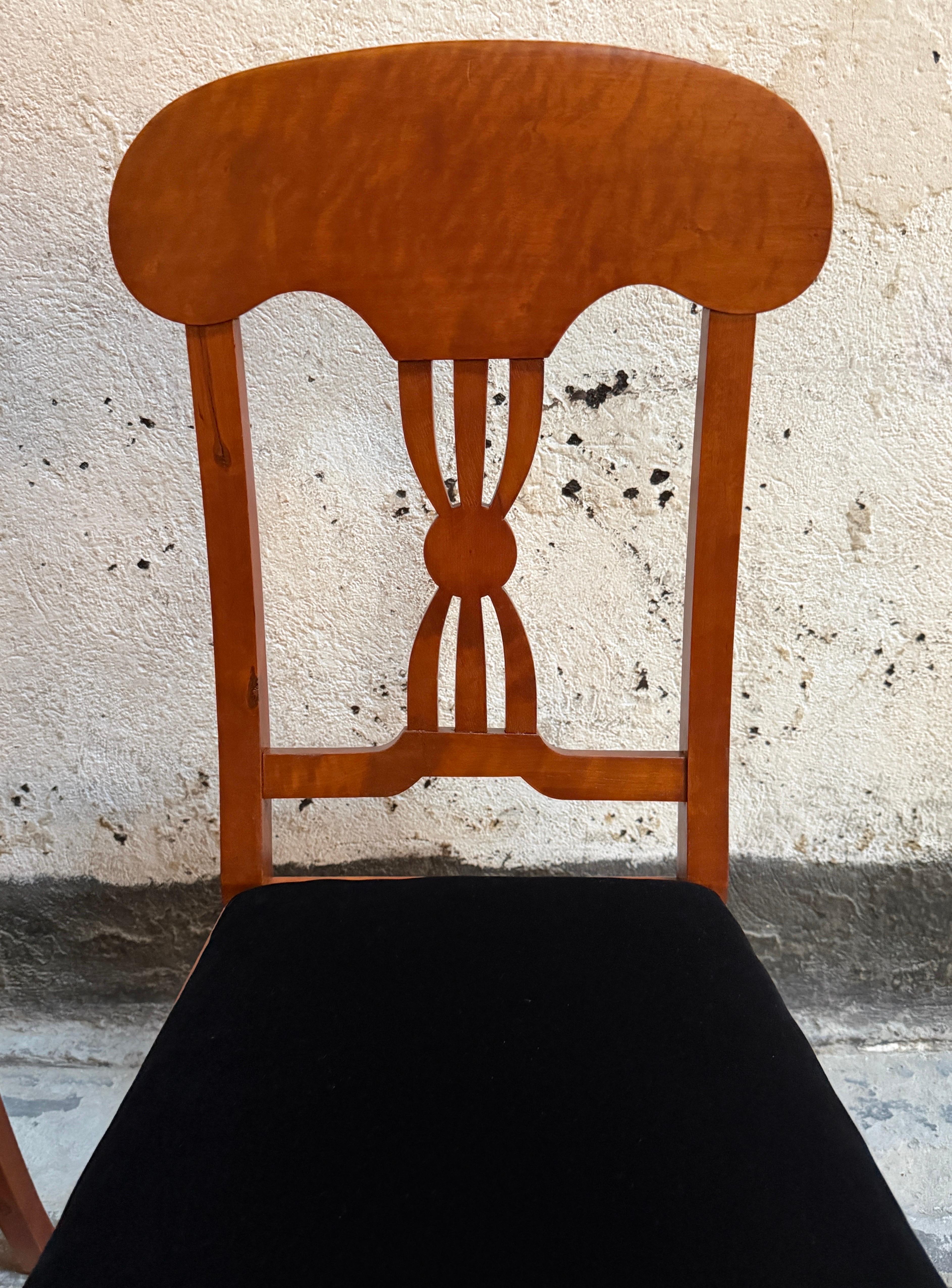 XX secolo Coppia di antiche sedie svedesi Karl Johan (Biedermeier) Revival c. 1900 in vendita