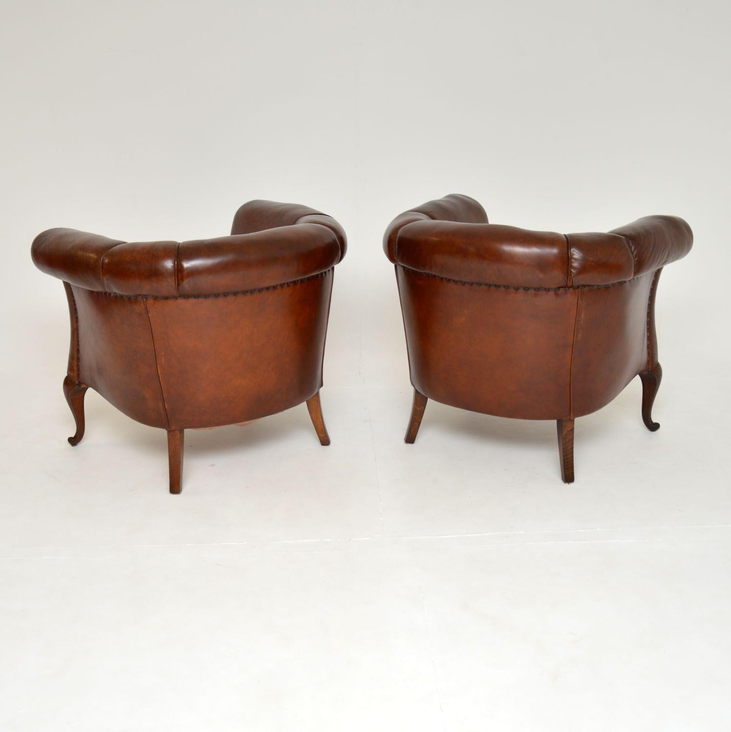 Pair of Antique Swedish Leather Club Armchairs In Good Condition In London, GB