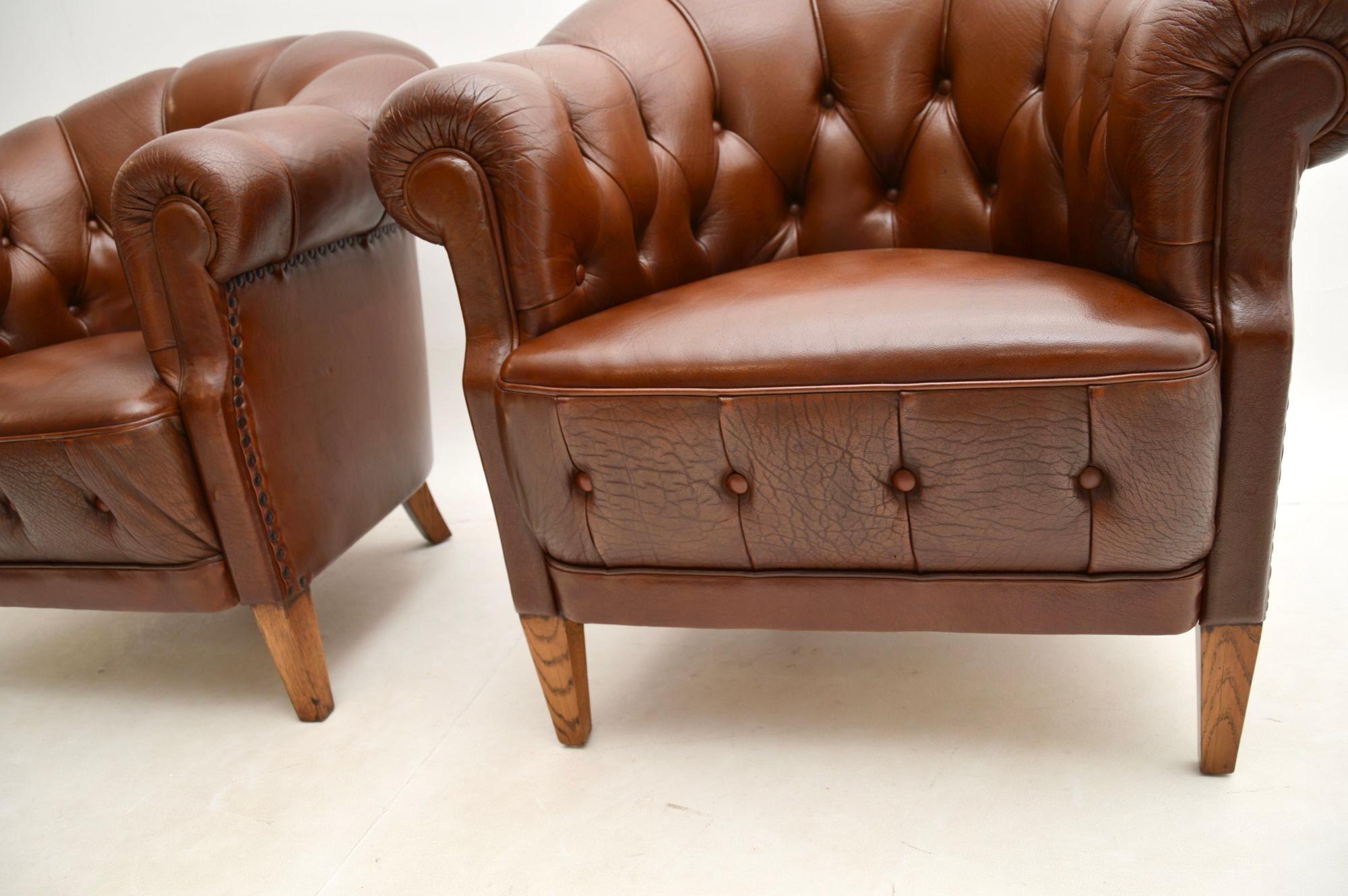 Pair of Antique Swedish Leather Club Armchairs For Sale 2