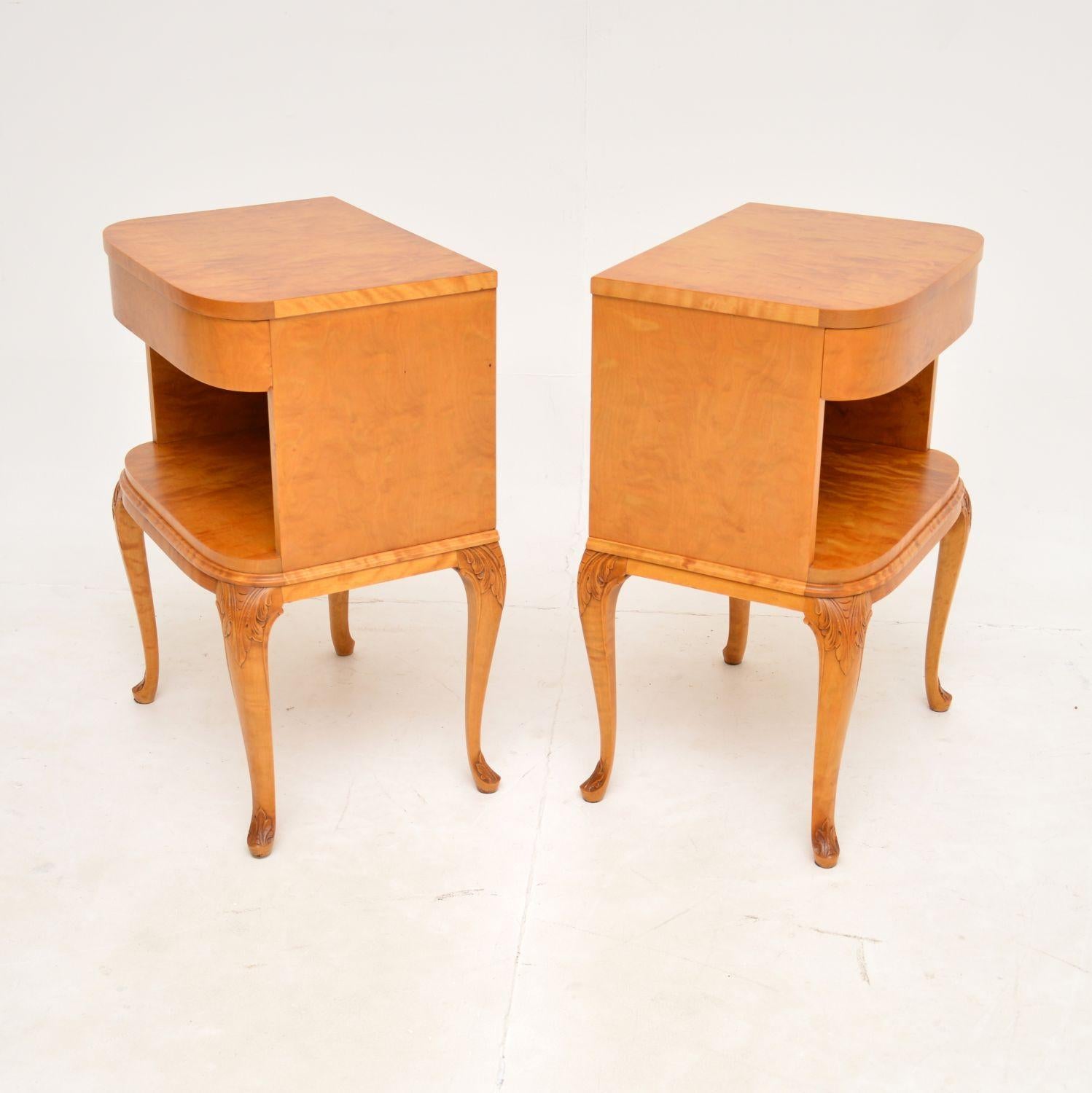 Pair of Antique Swedish Satin Birch Bedside Cabinets In Good Condition In London, GB