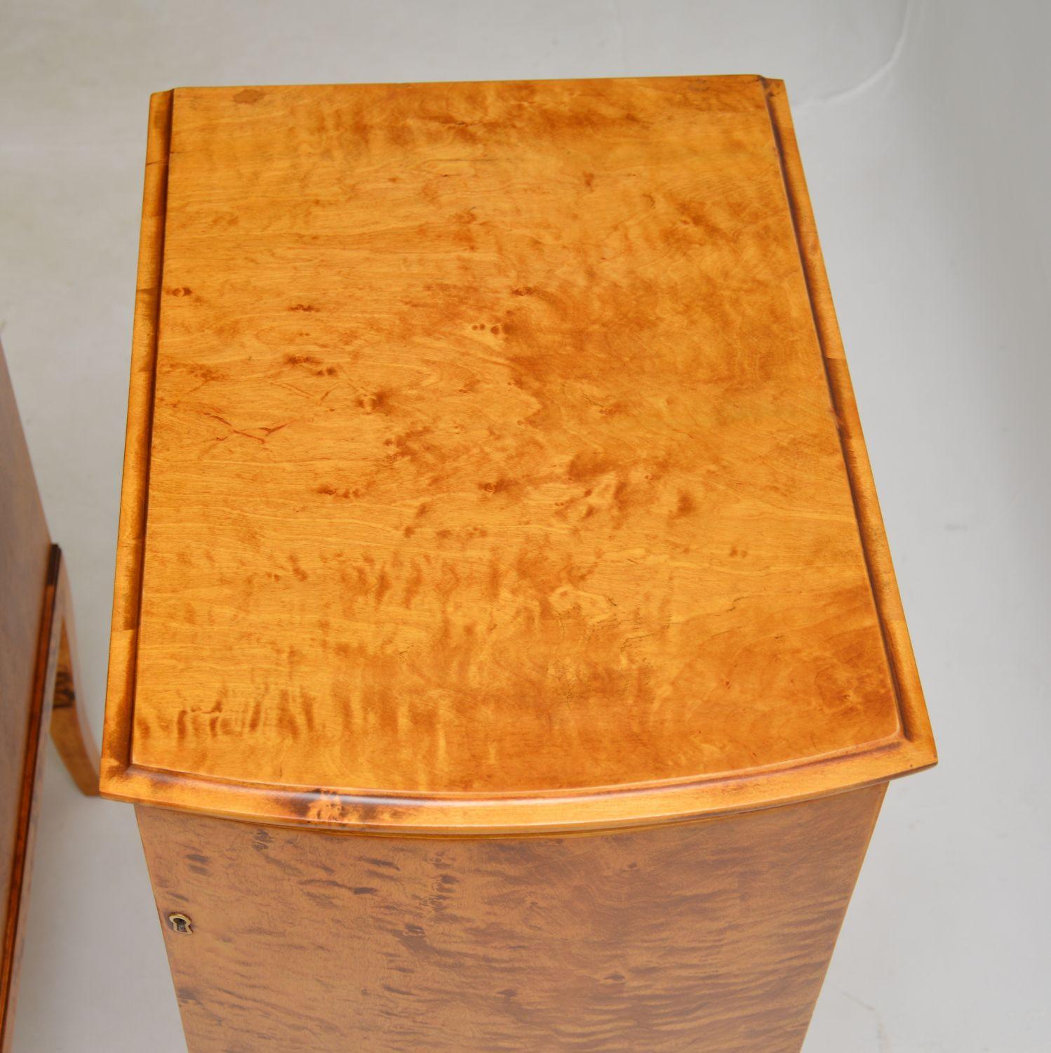 Pair of Antique Swedish Satin Birch Bedside Cabinets 3