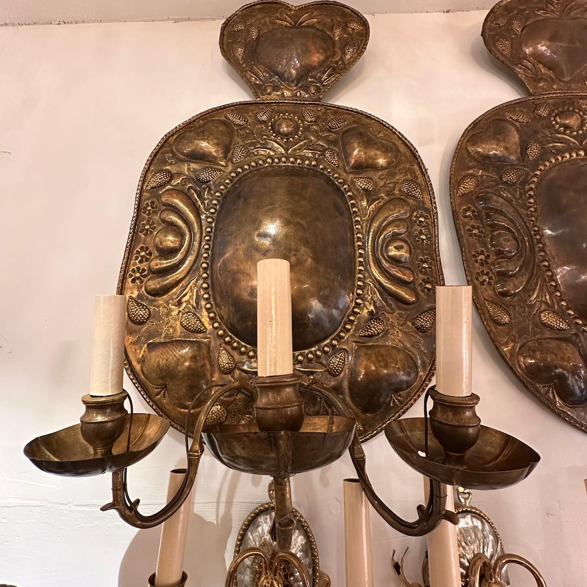Bronze Paire d'appliques suédoises anciennes en vente