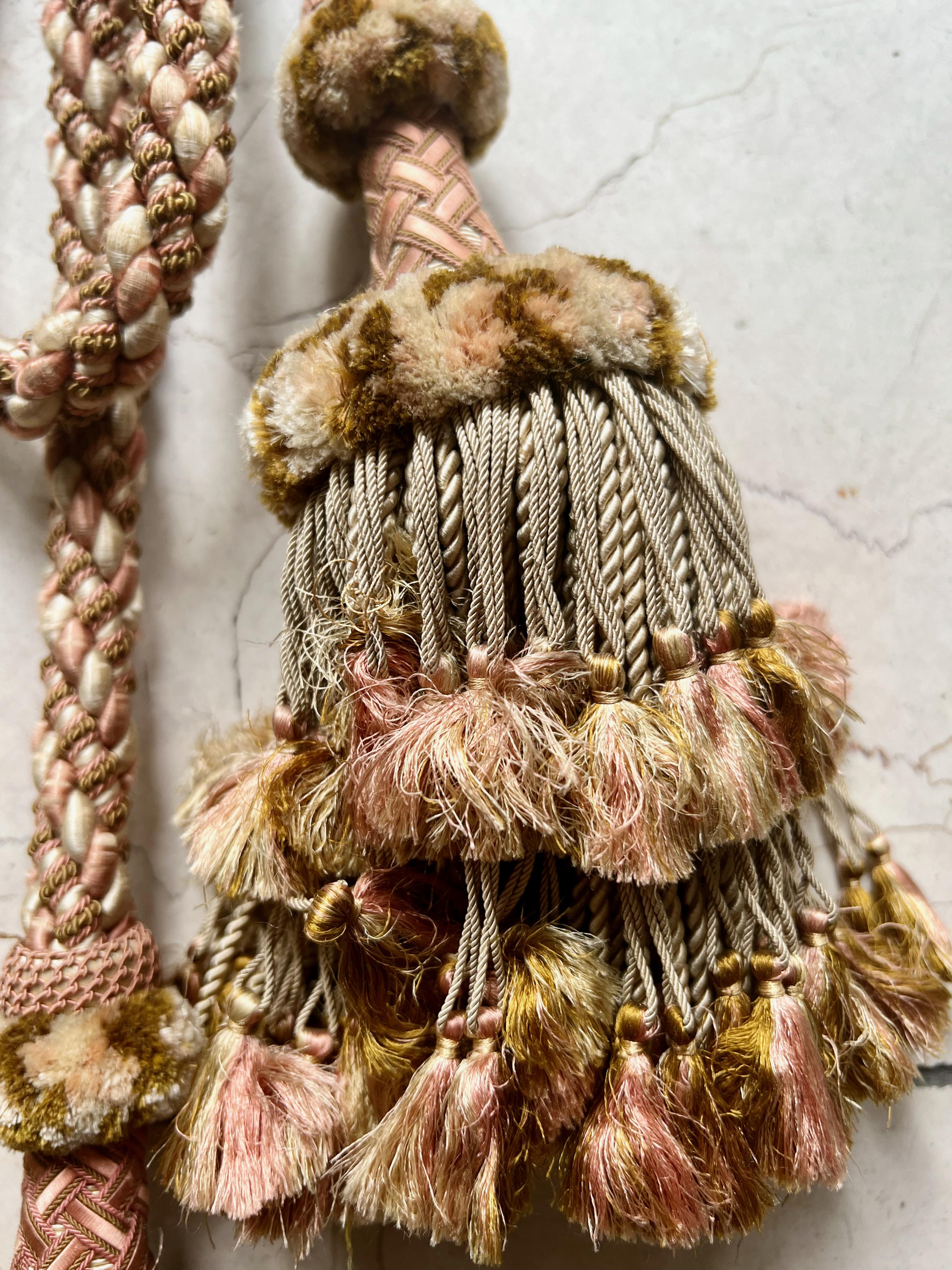 embrasse passementerie