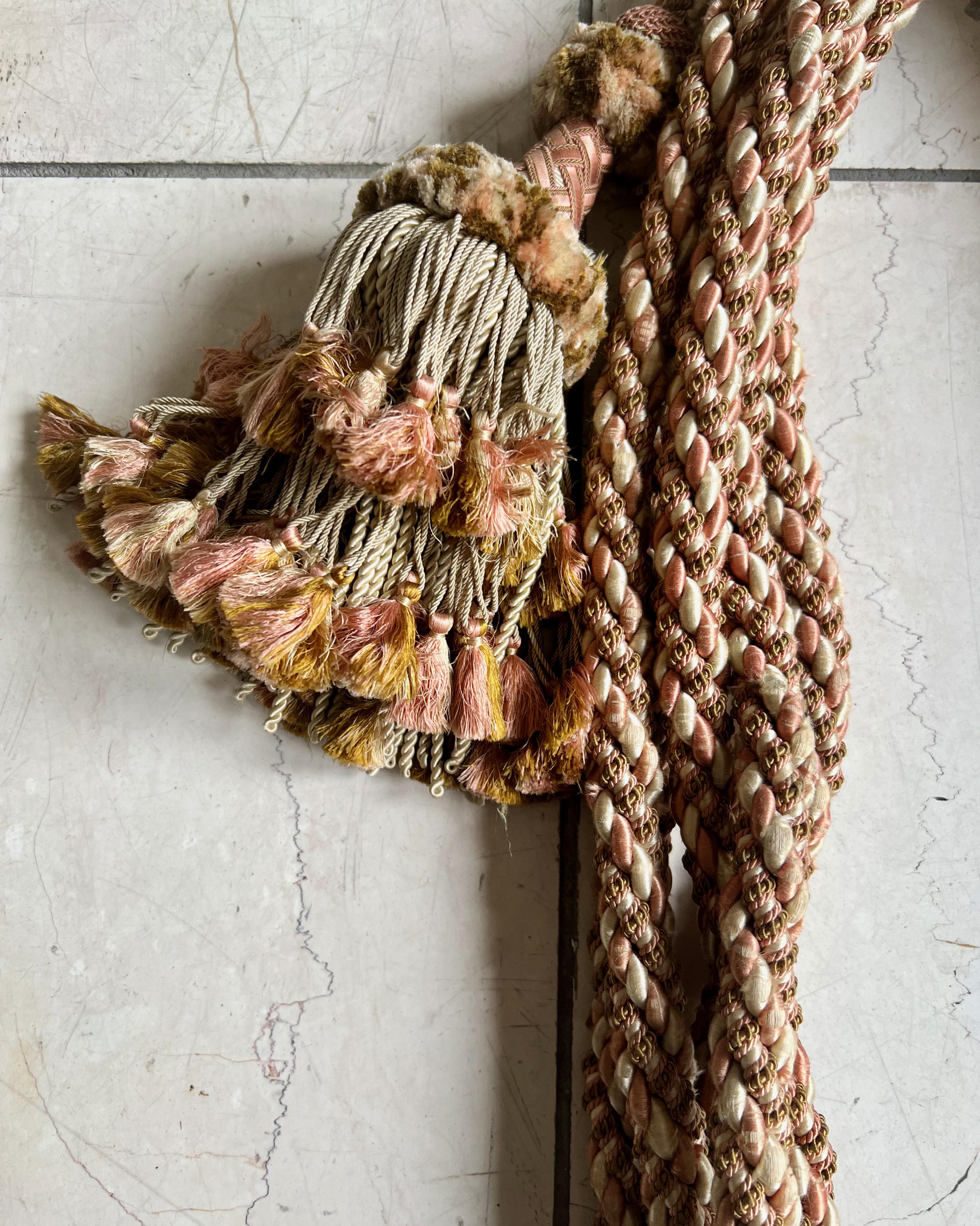 Hand-Crafted Pair of Antique Tassels Curtain Tiebacks French Passementerie For Sale