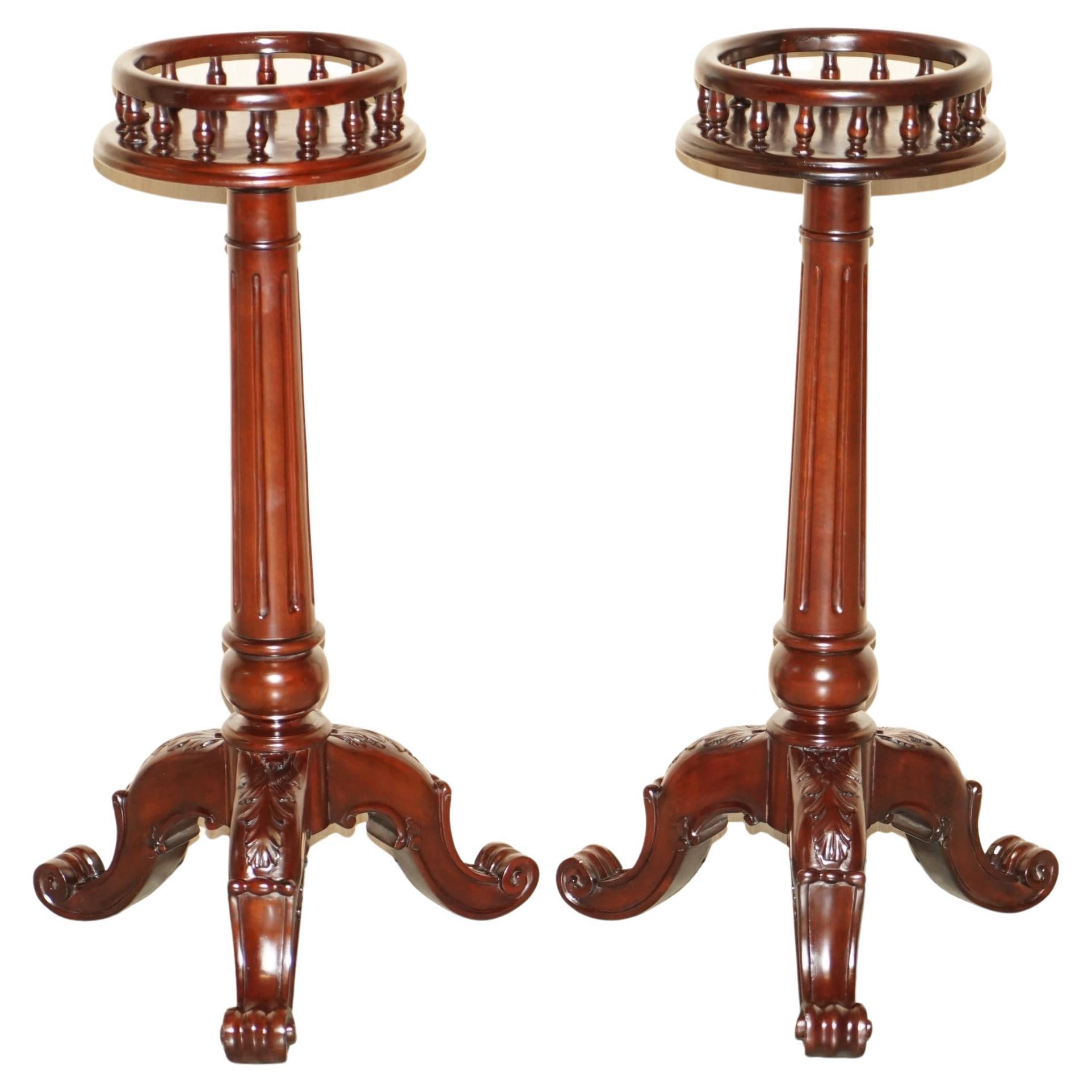 Pair of Antique Thomas Chippendale Hand Carved Jardiniere Plant Stands Pedestals For Sale