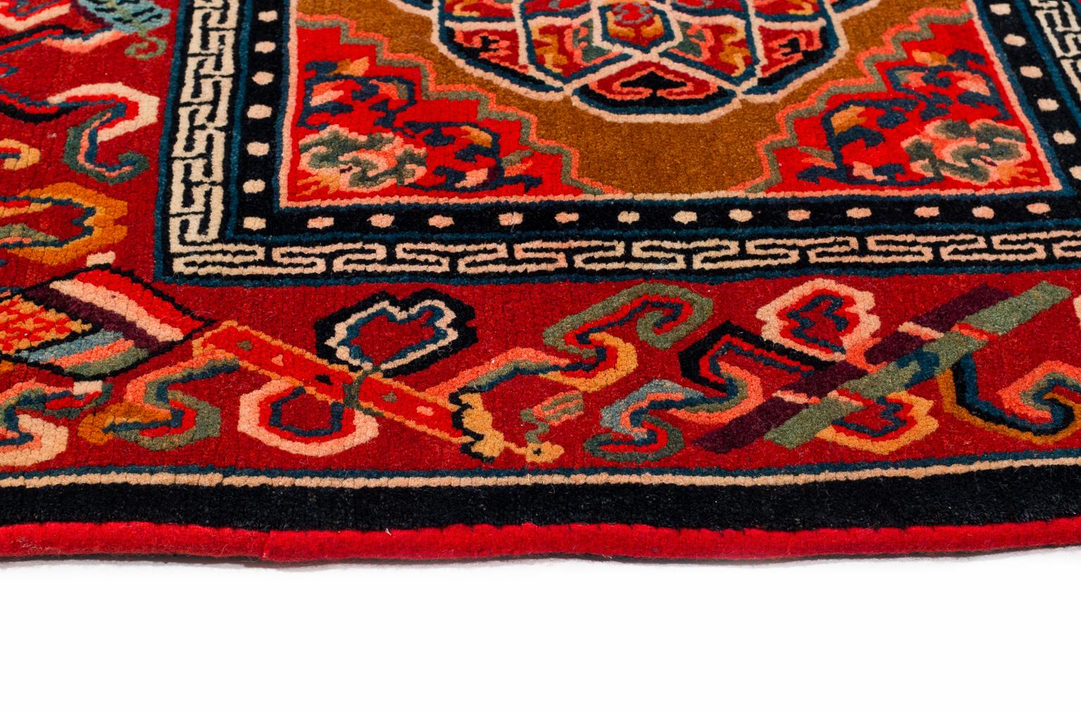 Pair of Antique Tibetan Red Floral Meditation Mat Rugs 2'4'' x 2'5'' In Excellent Condition In New York, NY