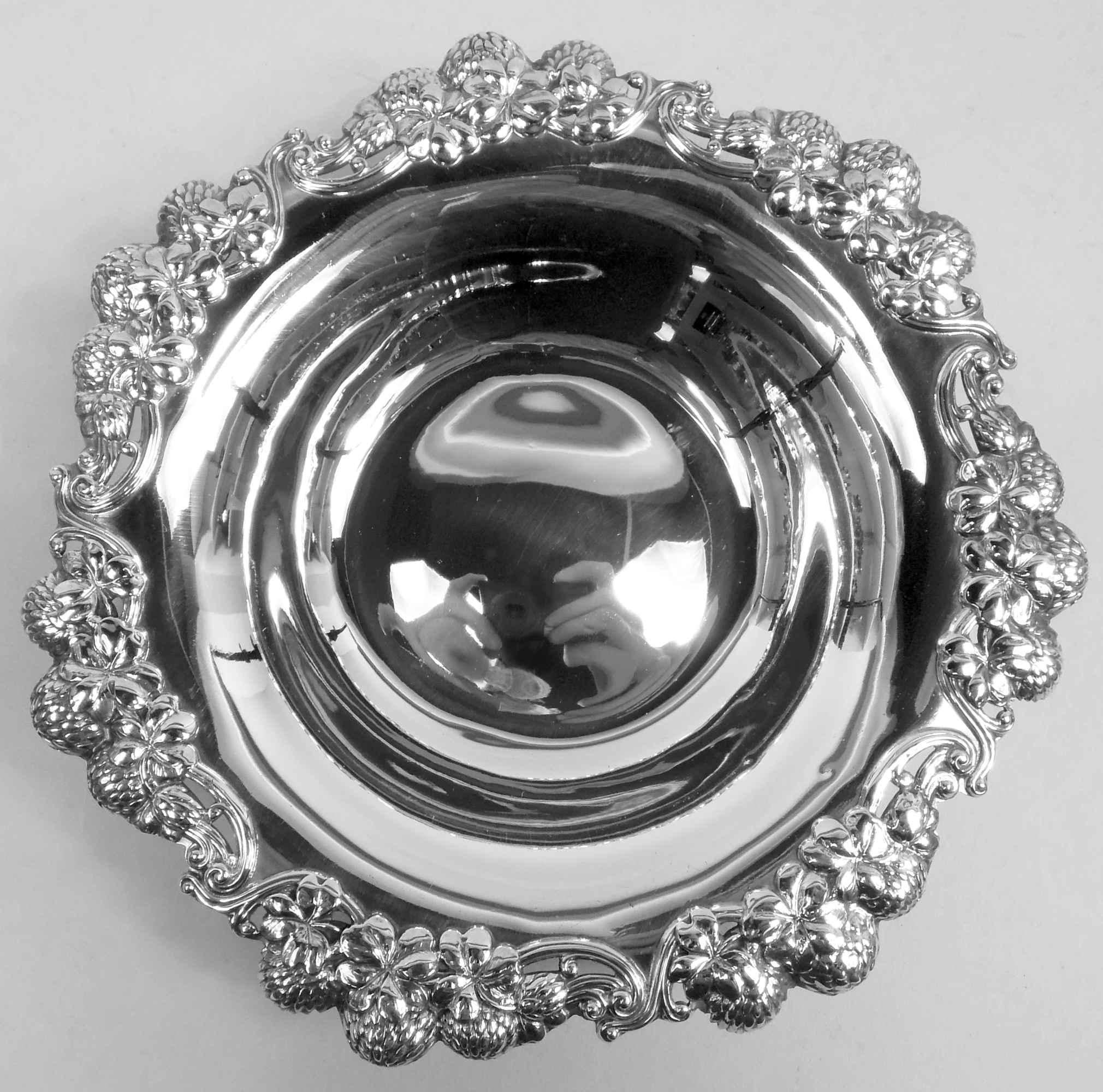 Paar antike Tiffany-Klee-Sterling-Silber-Schalen (Viktorianisch) im Angebot