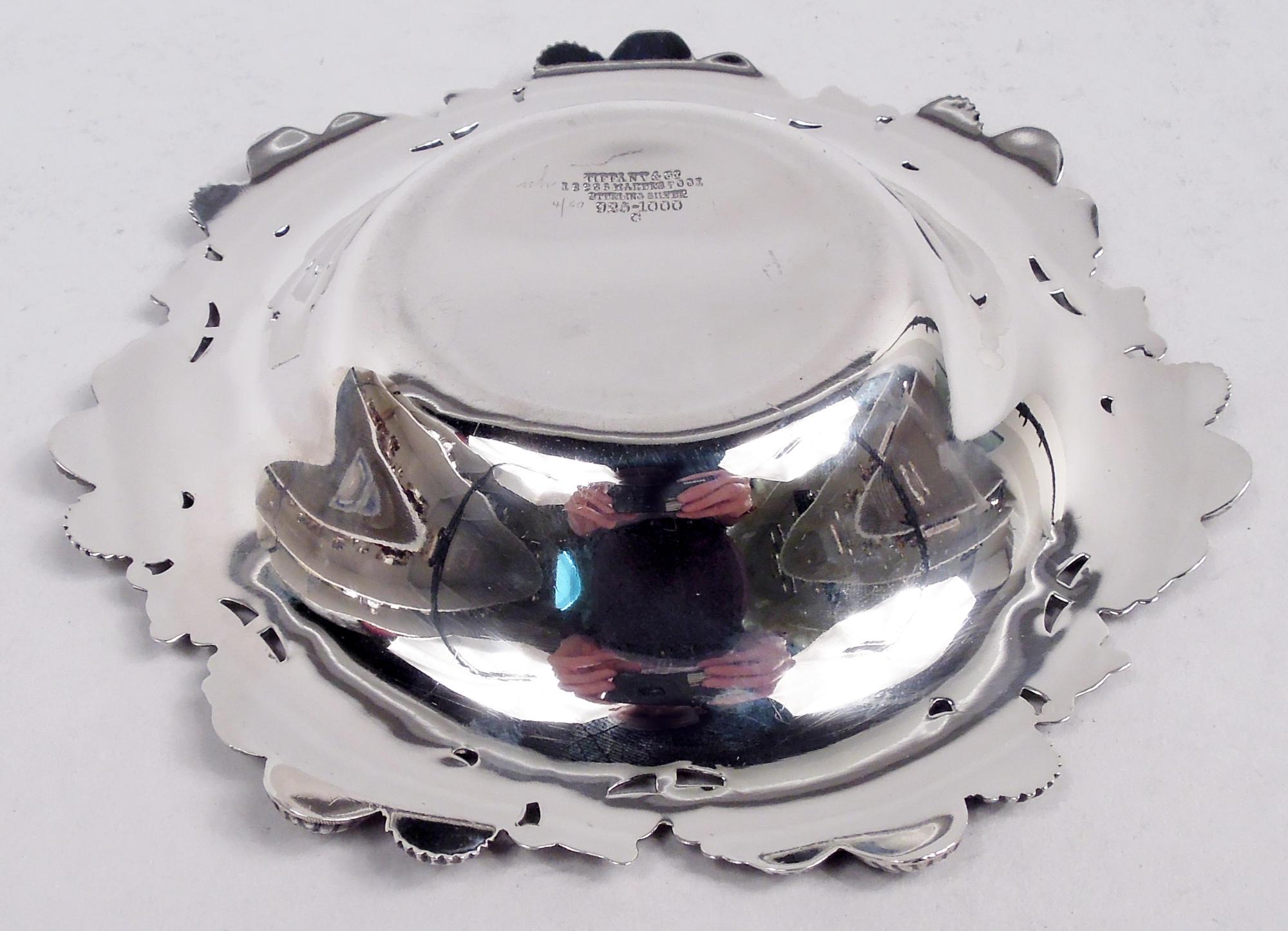 Paar antike Tiffany-Klee-Sterling-Silber-Schalen (Frühes 20. Jahrhundert) im Angebot