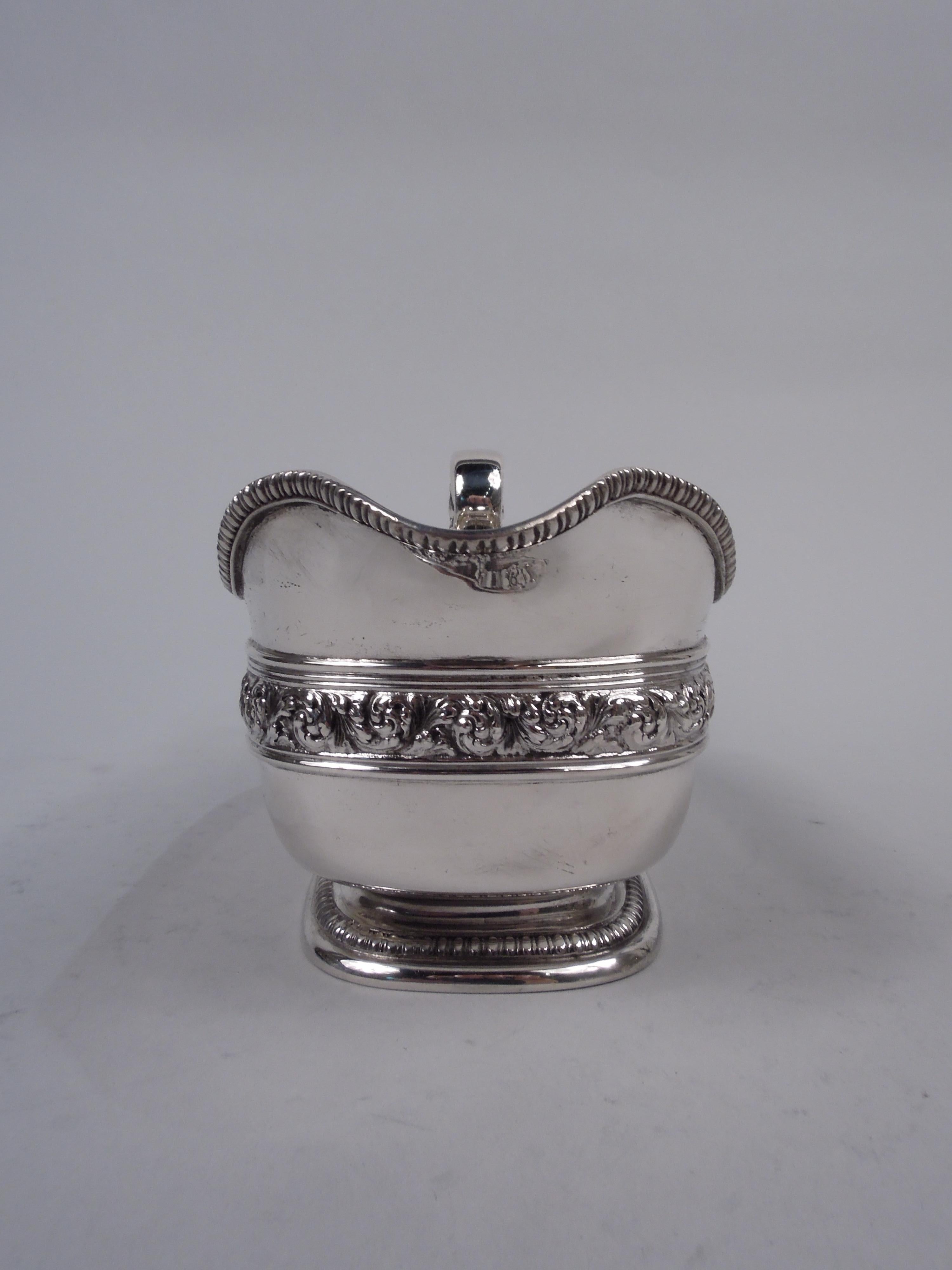 Repoussé Pair of Antique Tiffany Victorian Classical Sterling Silver Sauceboats For Sale