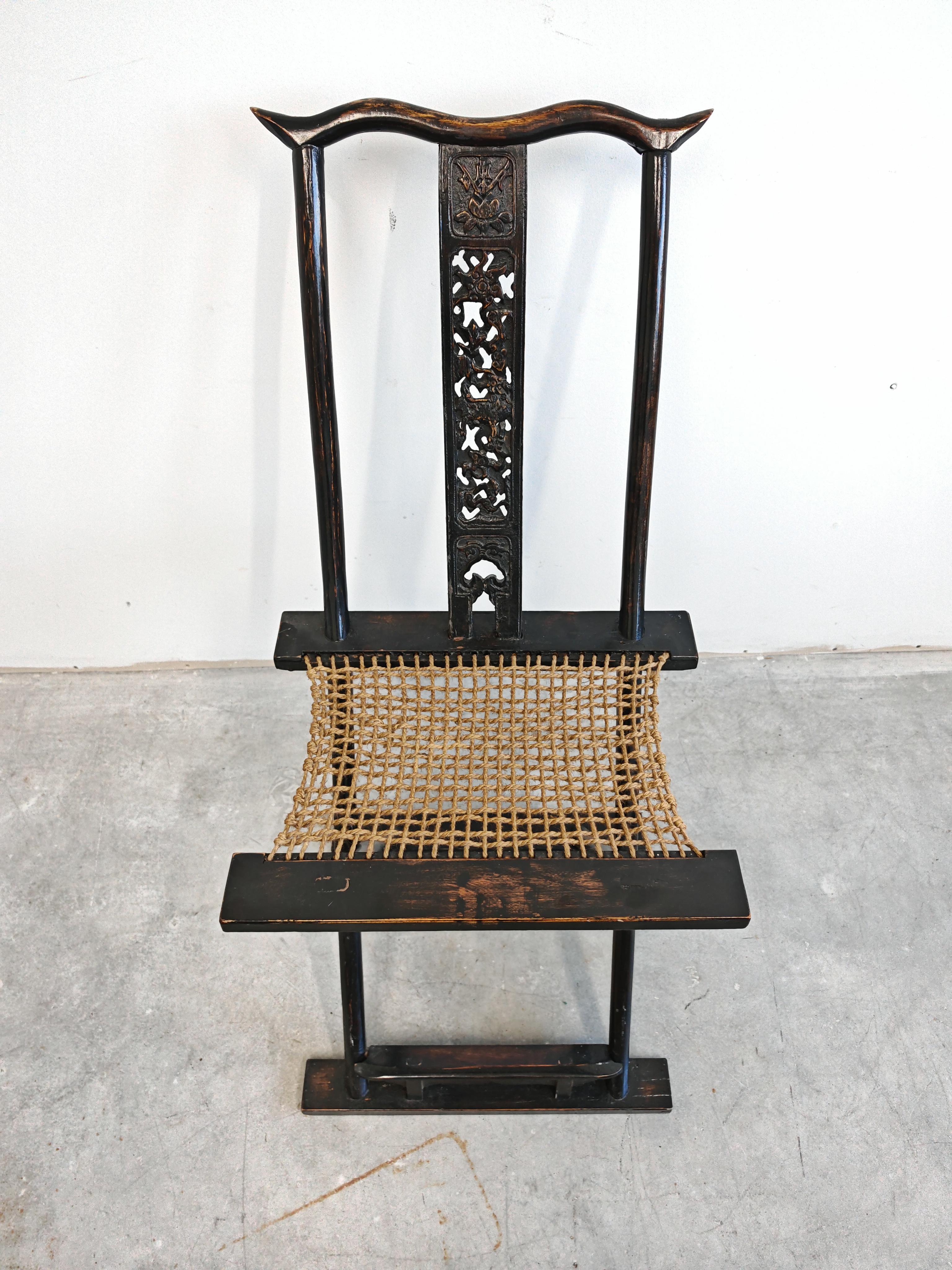 Paire de chaises pliantes de voyage antiques // Foldes en Chine, vers 1880 en vente 3