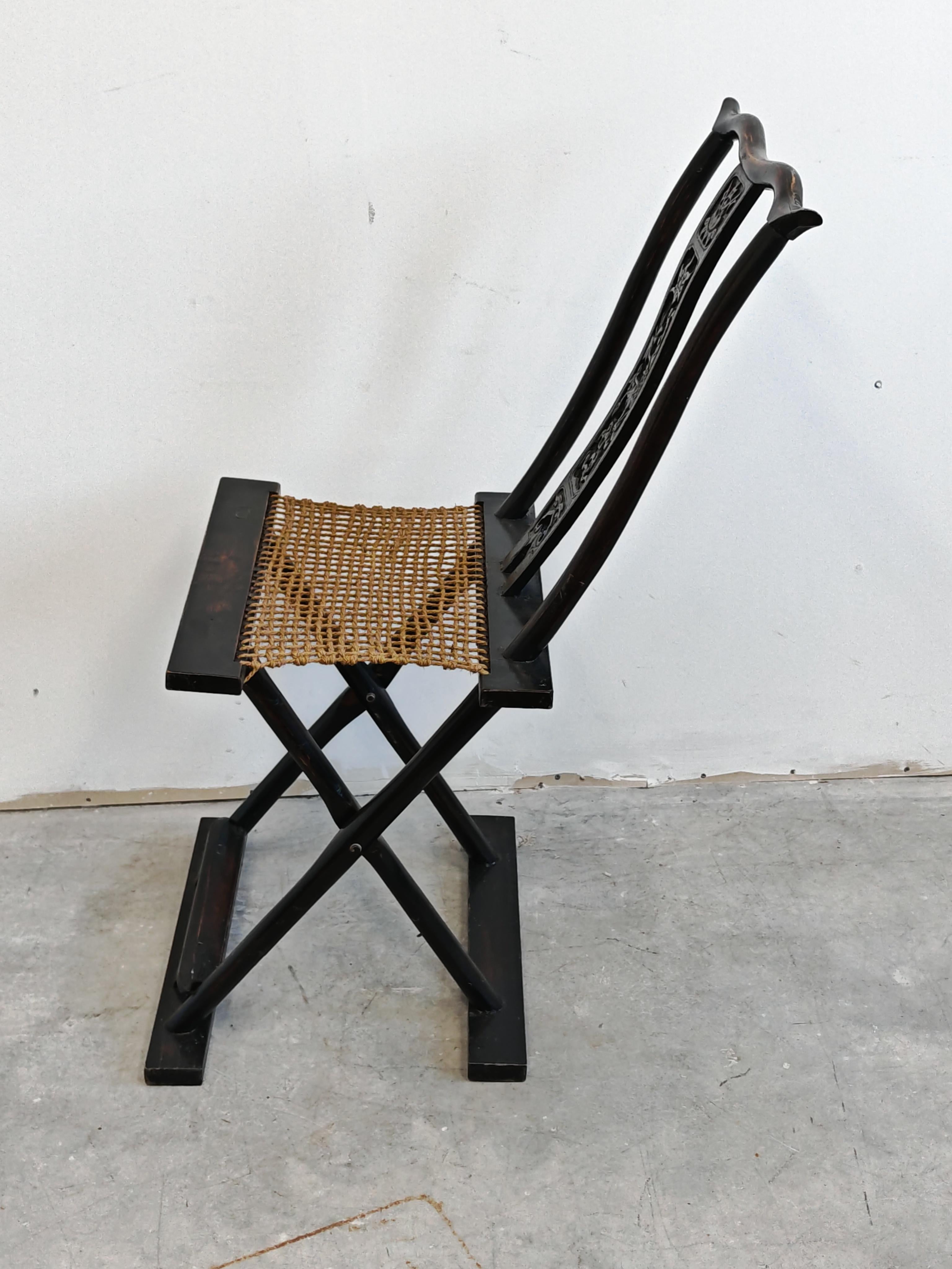 Fin du XIXe siècle Paire de chaises pliantes de voyage antiques // Foldes en Chine, vers 1880 en vente
