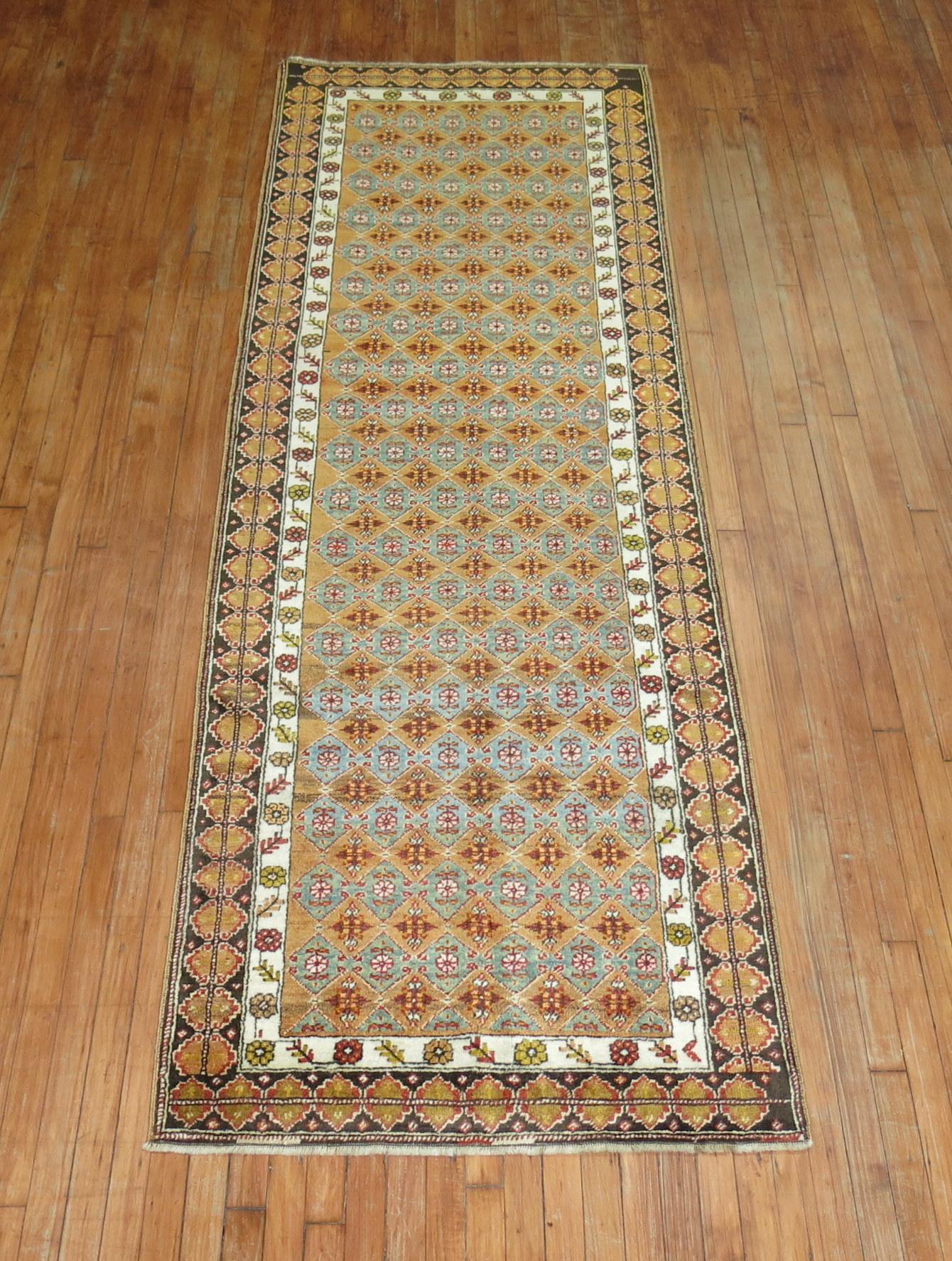 Pair of Antique Turkish Runners In Good Condition For Sale In New York, NY