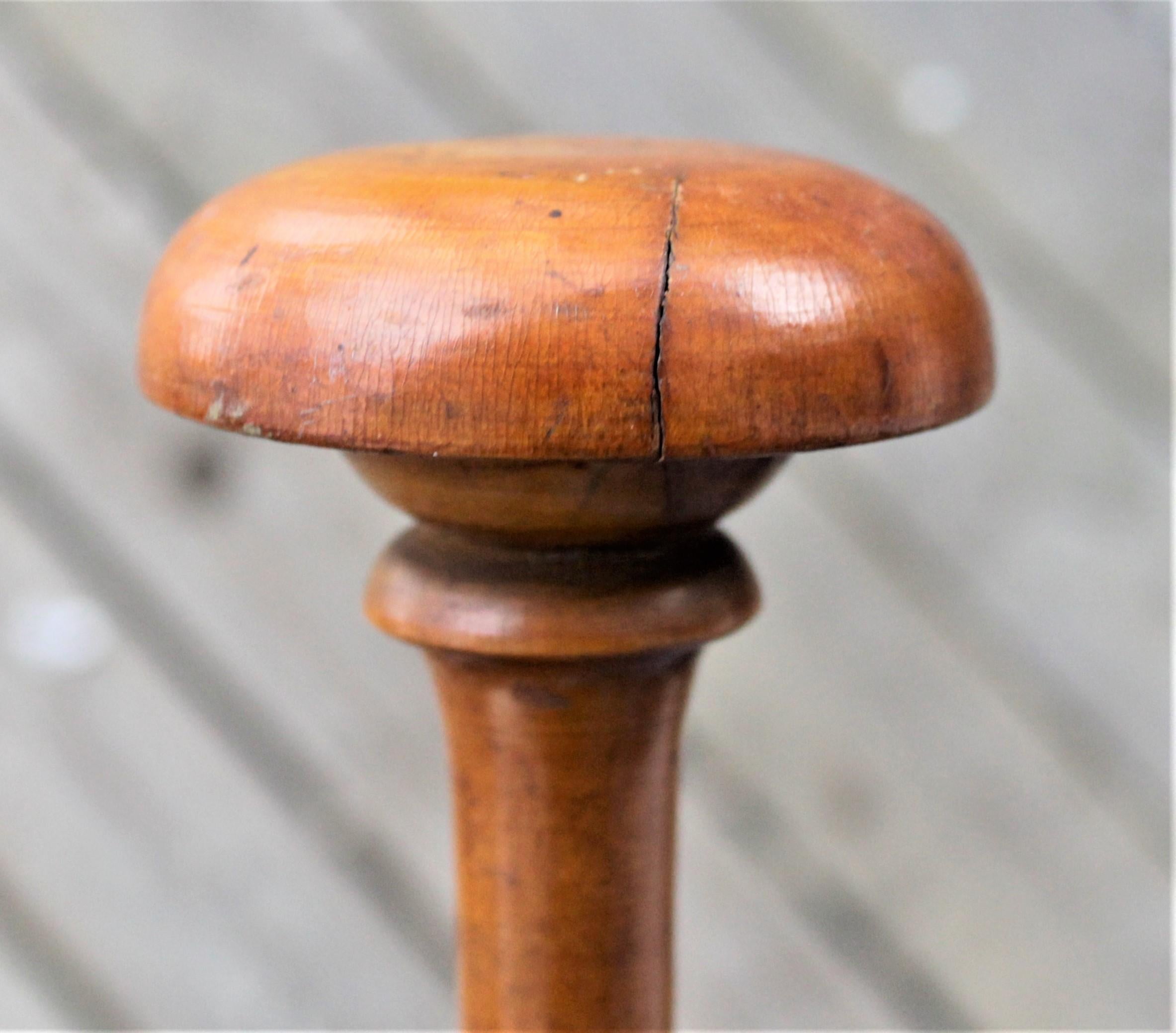 Pair of Antique Turned Wooden Hat Stands In Good Condition In Hamilton, Ontario