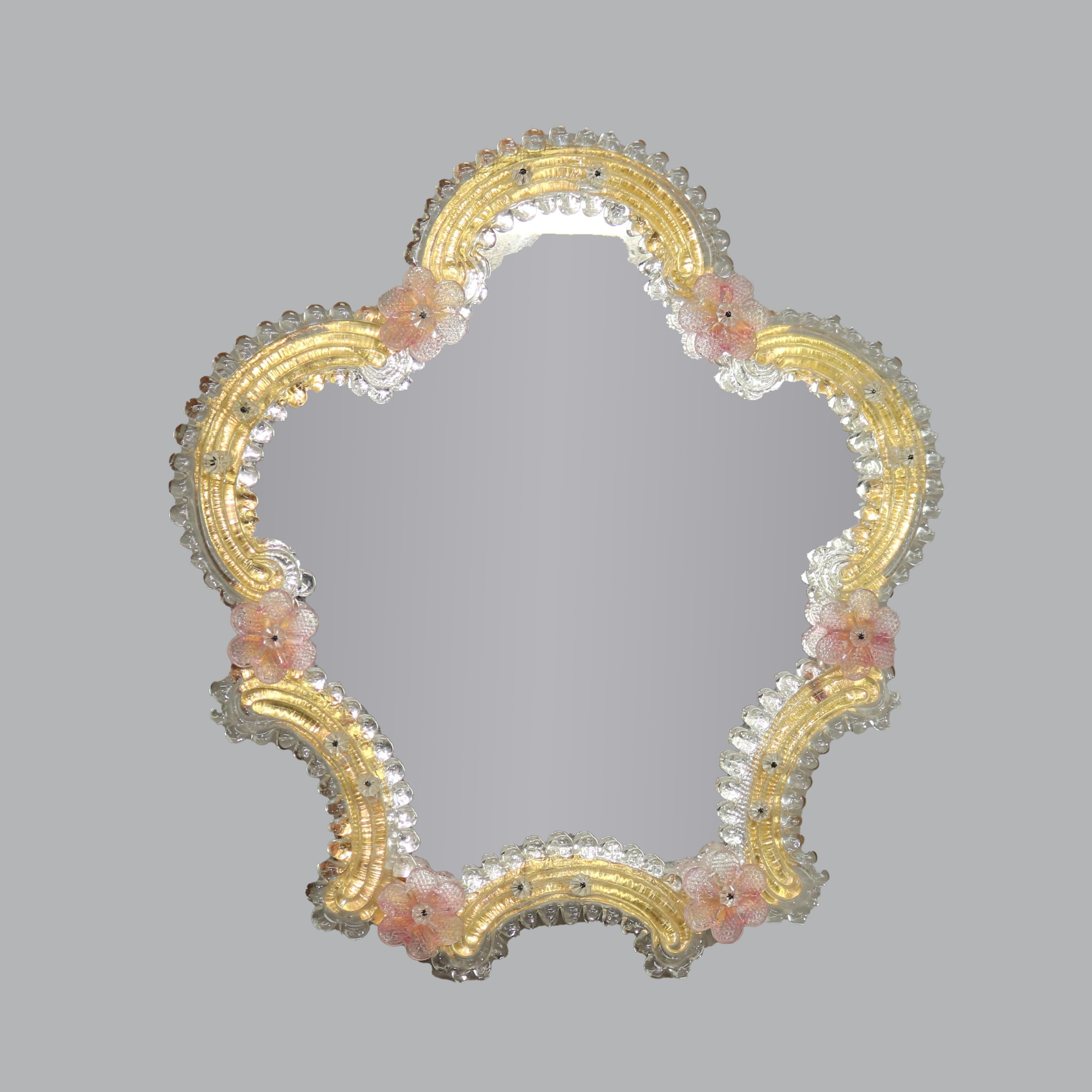 Pair of Antique Venetian Polychromed Shield Shaped Mirrors C1920 In Good Condition For Sale In Big Flats, NY