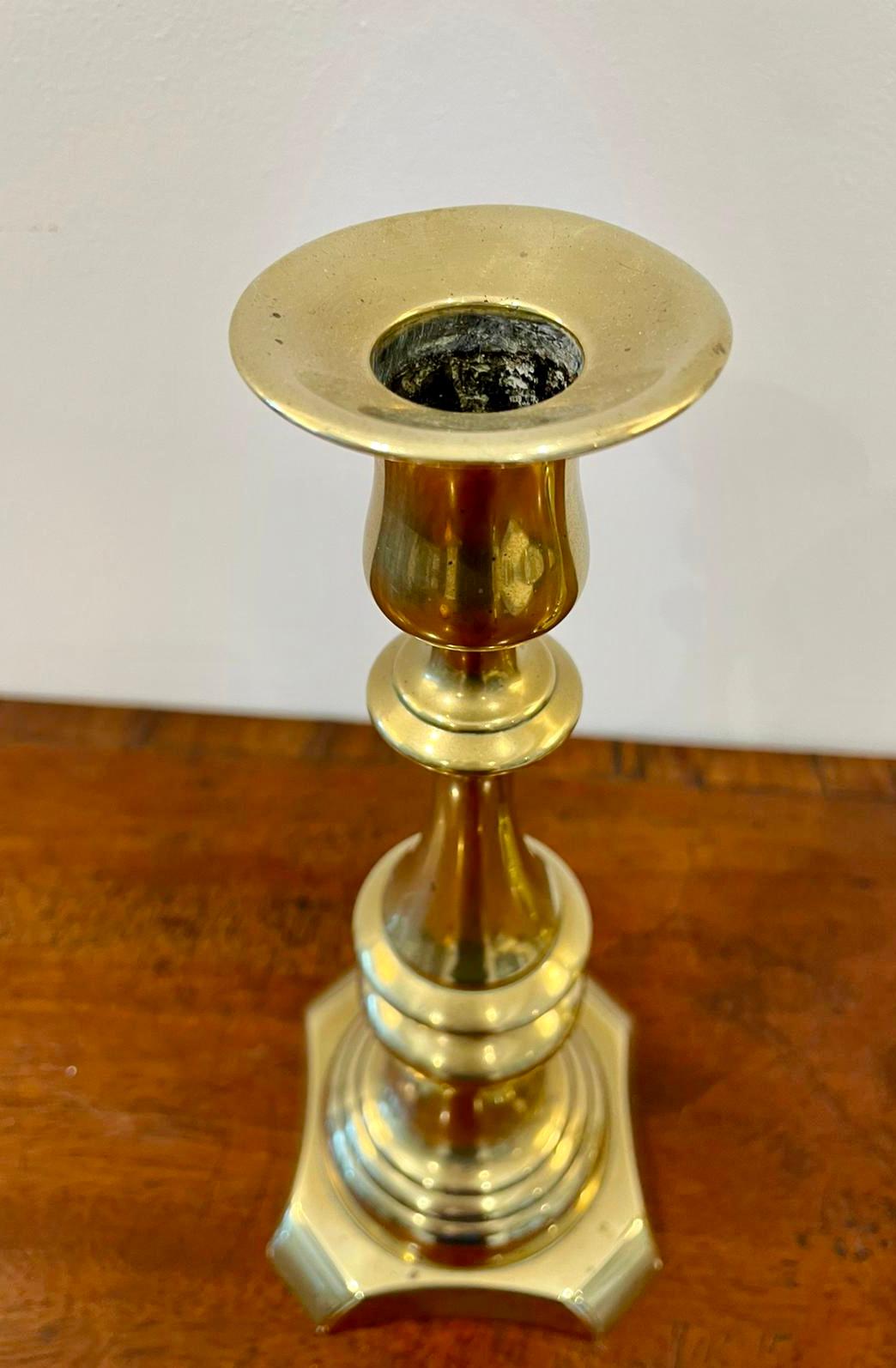 English Pair of Antique Victorian Brass Candlesticks For Sale