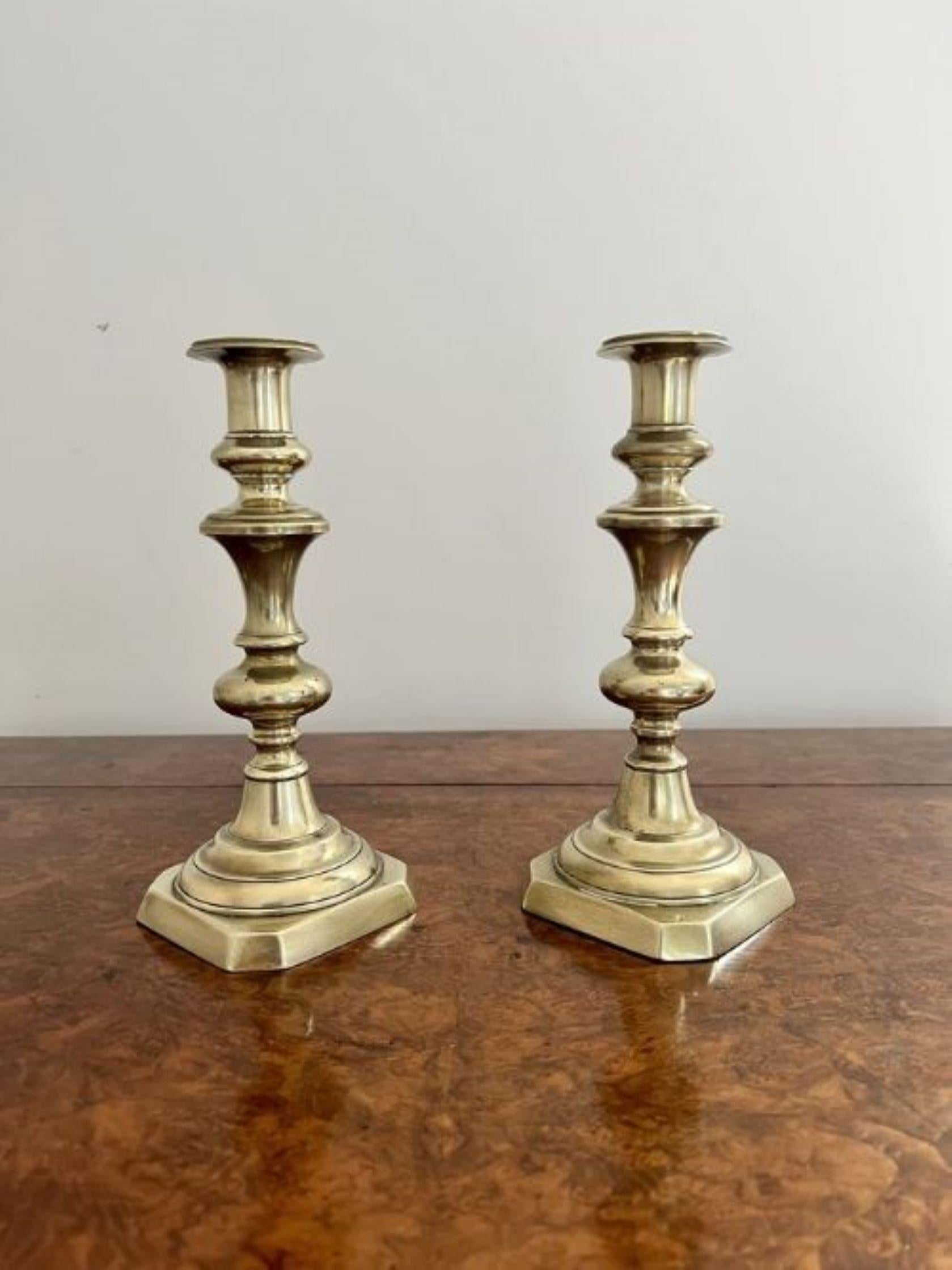 Pair of antique Victorian brass candlesticks In Good Condition For Sale In Ipswich, GB