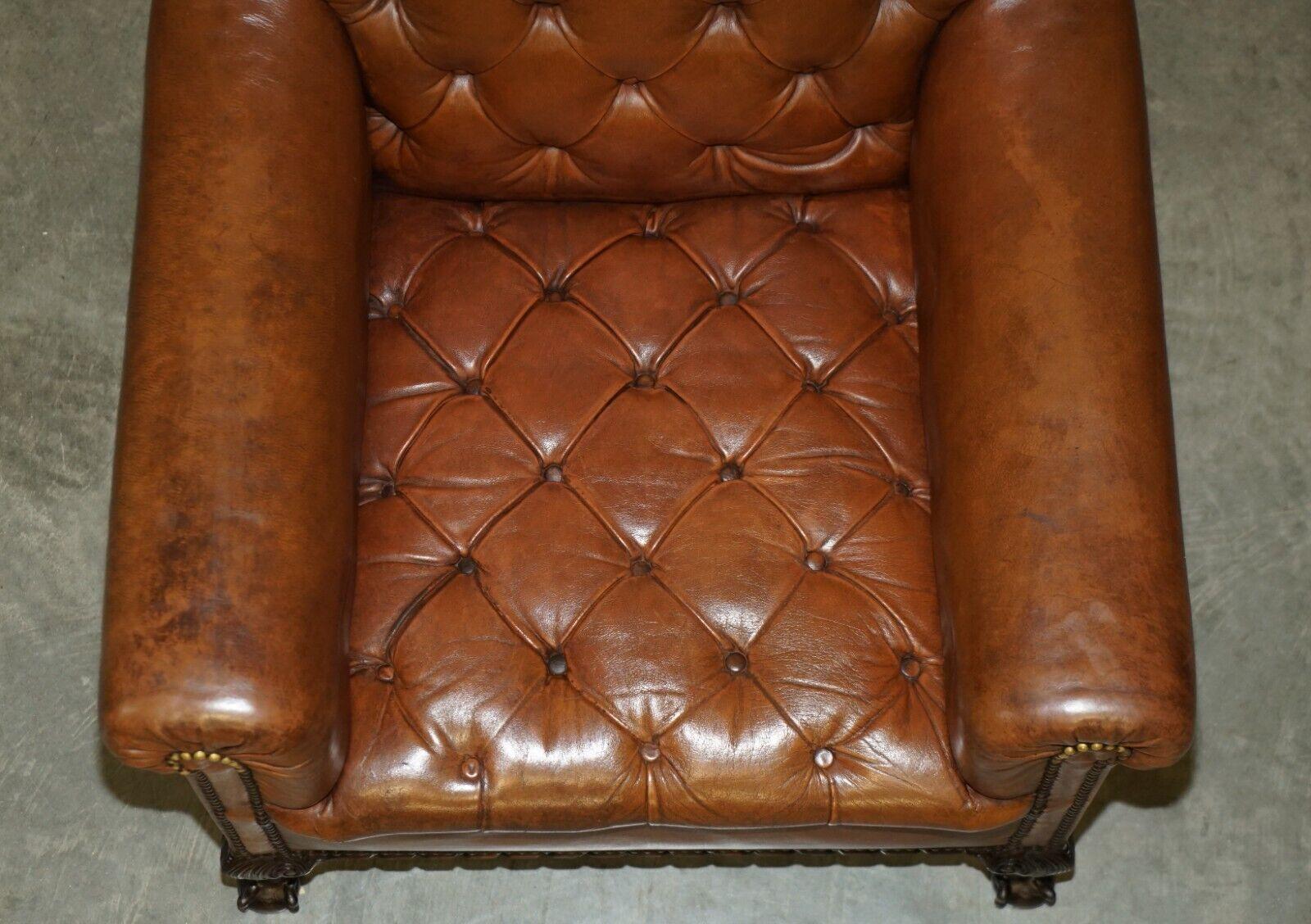 PAIR OF ANTiQUE VICTORIAN CHESTERFiELD BROWN LEATHER ARMCHAIRS CLAW & BALL FEET For Sale 5