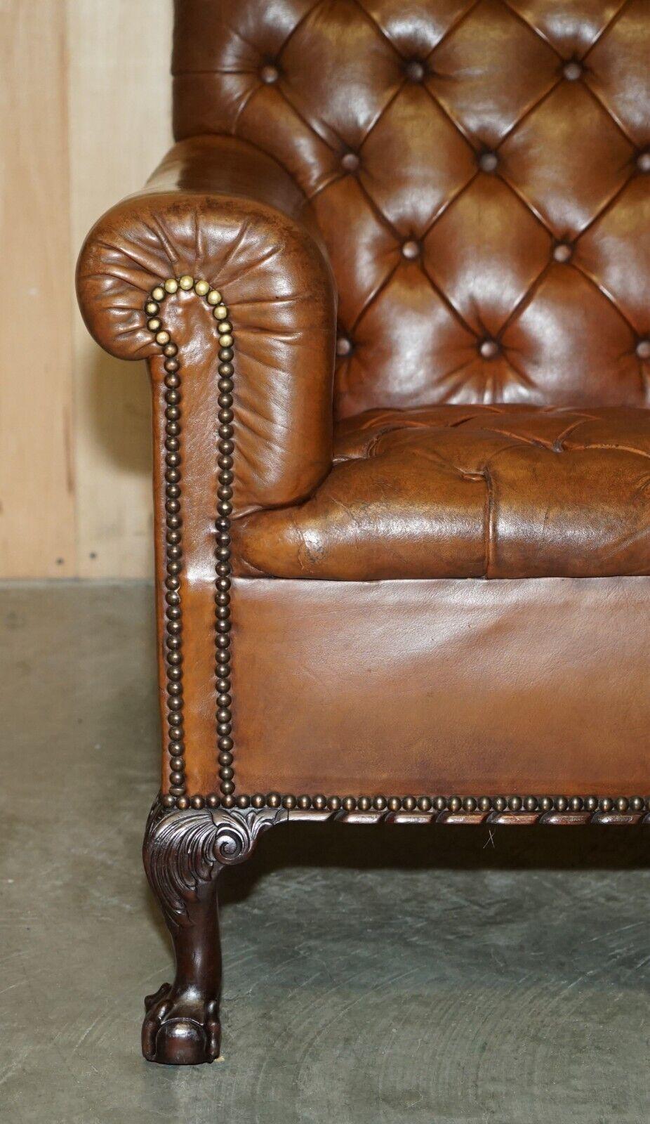 Leather PAIR OF ANTiQUE VICTORIAN CHESTERFiELD BROWN LEATHER ARMCHAIRS CLAW & BALL FEET For Sale