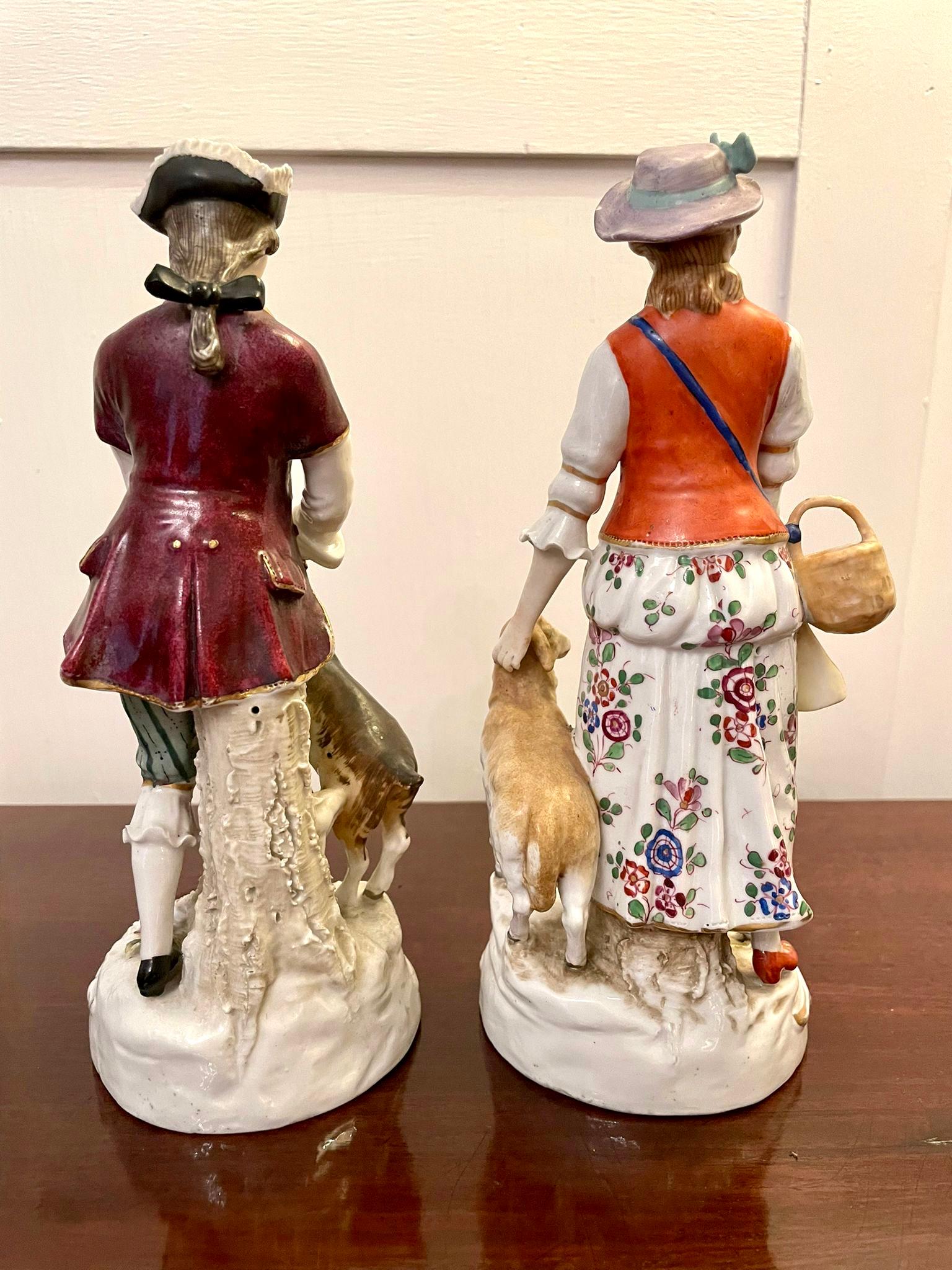 Pair of Antique Victorian Continental Porcelain Figures For Sale 4