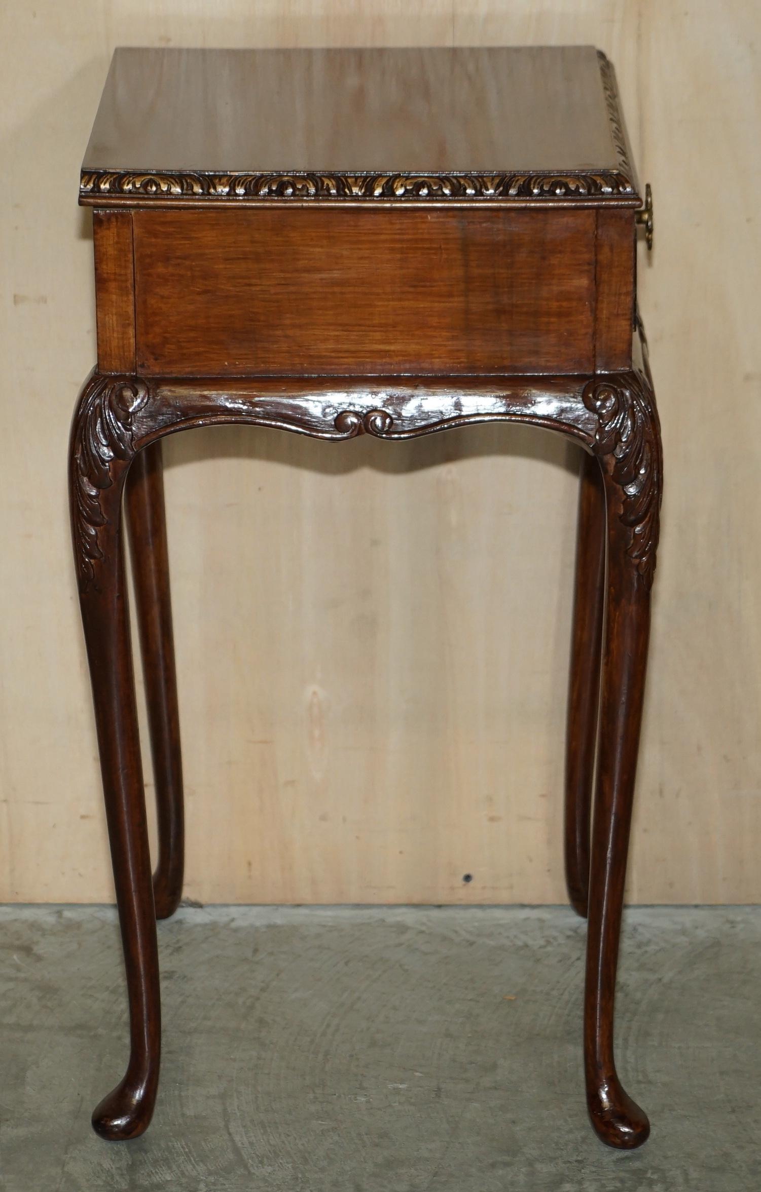 PAIR OF ANTIQUE VICTORIAN ELEGANT CABRIOLE LEGGED SINGLE DRAWER TALL SiDE TABLES For Sale 13