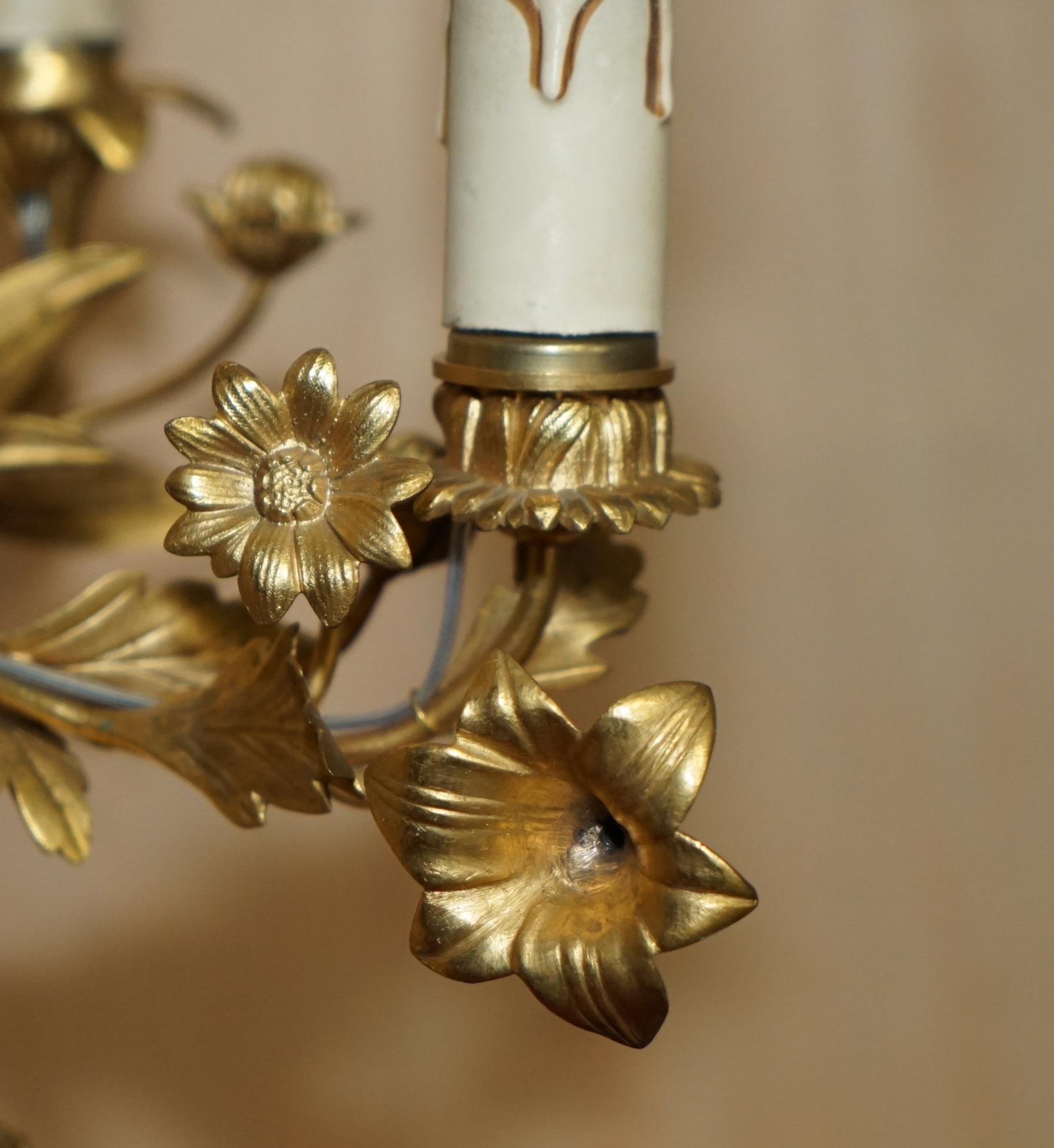 Paire de lampes de table antiques de style VICtorian GILT BRONZE MARBLE CHERUB CANDELABRA en vente 6