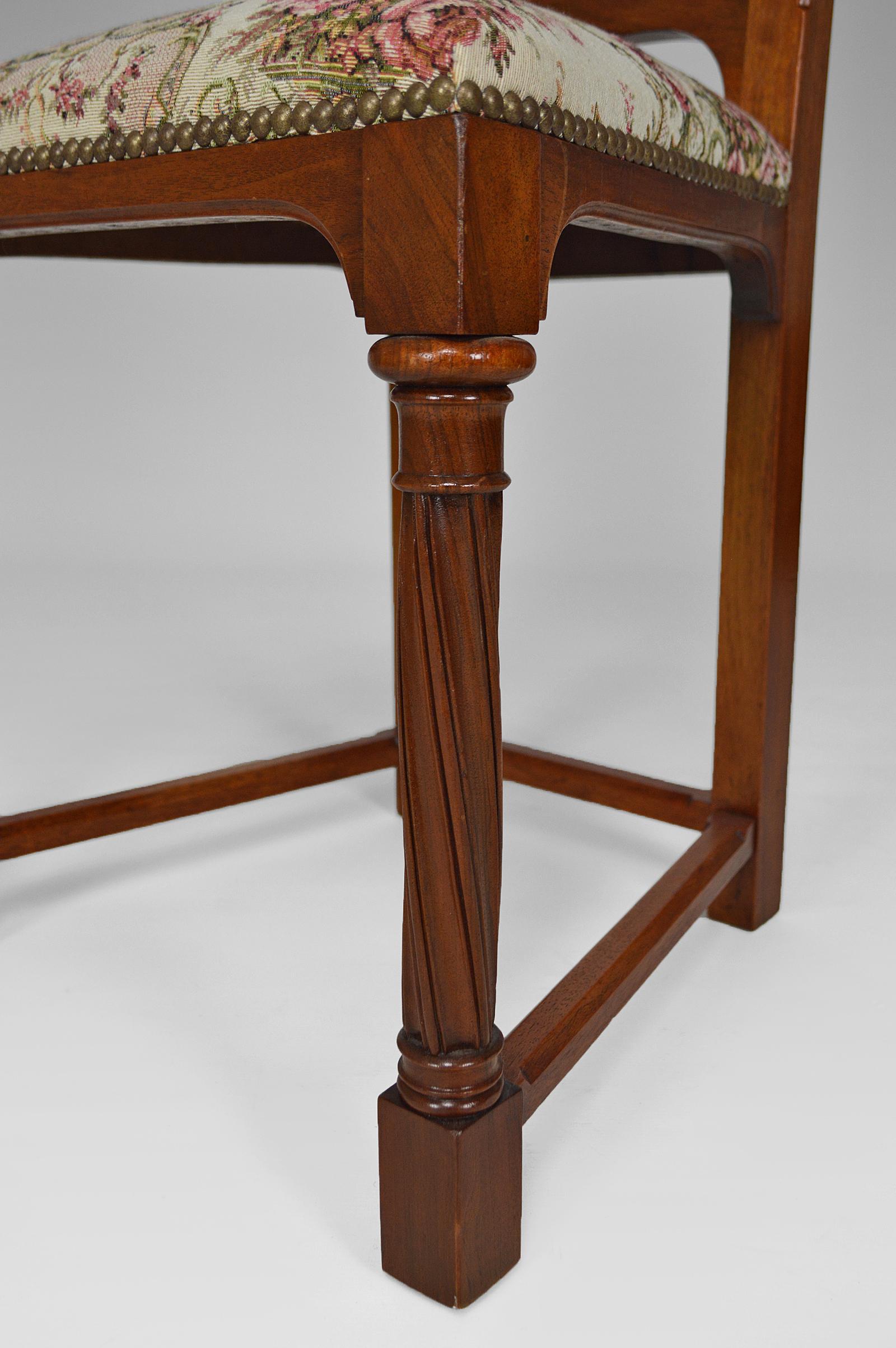 Pair of Antique Victorian Gothic Revival Chairs in Carved Walnut, 19th Century For Sale 11