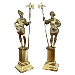 Paar antike Messingfiguren von Cavalieren in viktorianischer Qualität 