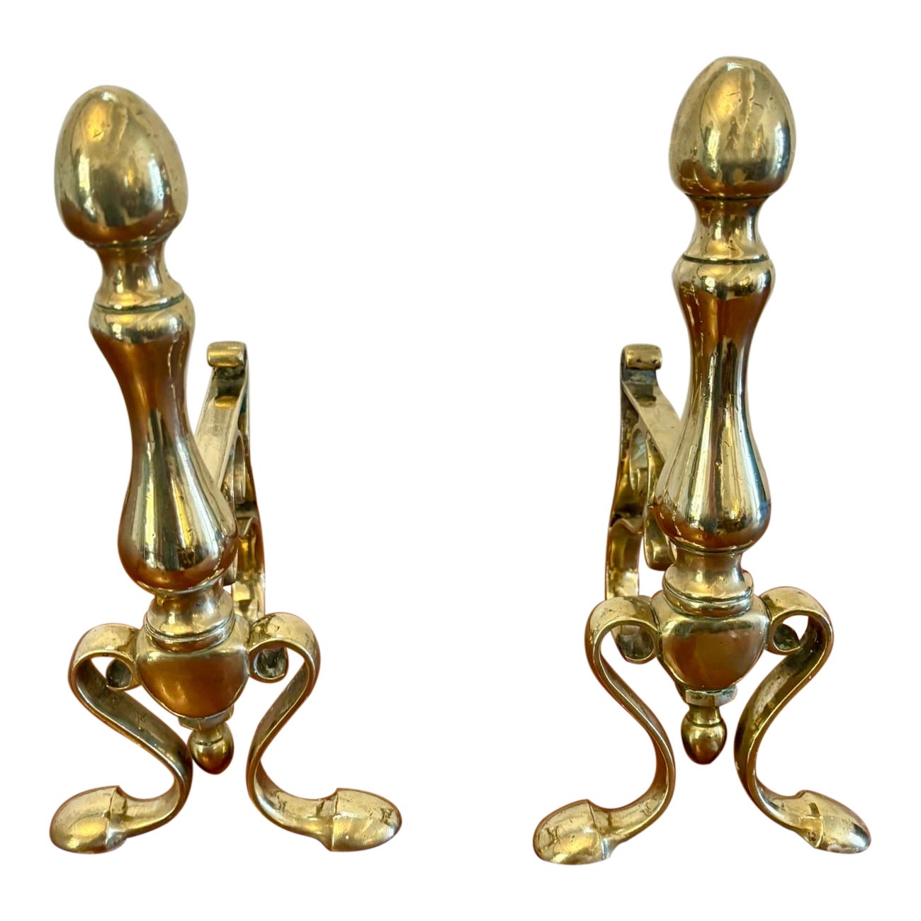 Pareja de perros de fuego antiguos de latón de calidad victoriana