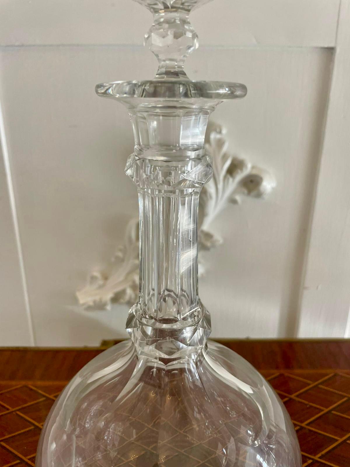 Pair of Antique Victorian Quality Cut Glass Decanters  For Sale 1
